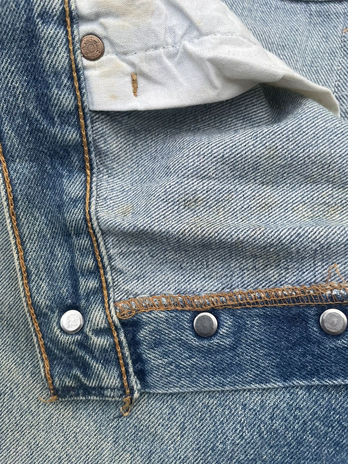 Levi's Vintage Levis 501 Single R 1995 USA Aging Faded Wash Denim Size US 39 - 15 Thumbnail