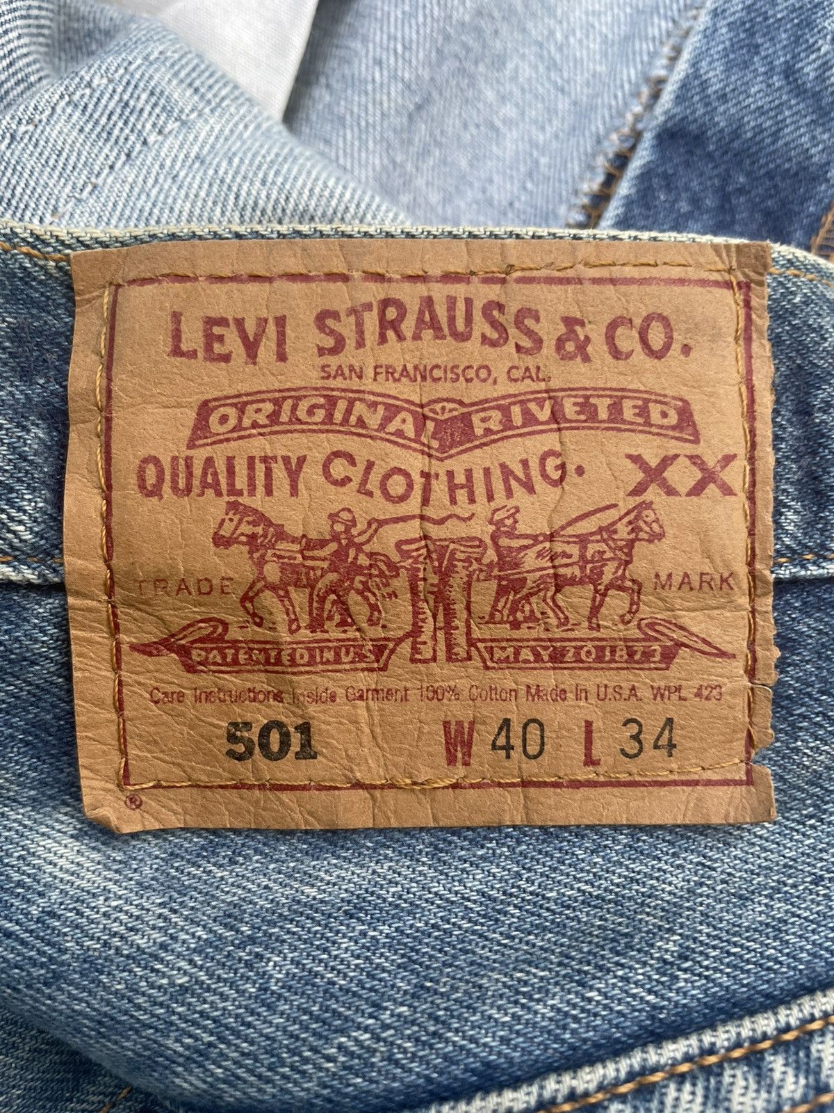 Levi's Vintage Levis 501 Single R 1995 USA Aging Faded Wash Denim Size US 39 - 10 Thumbnail