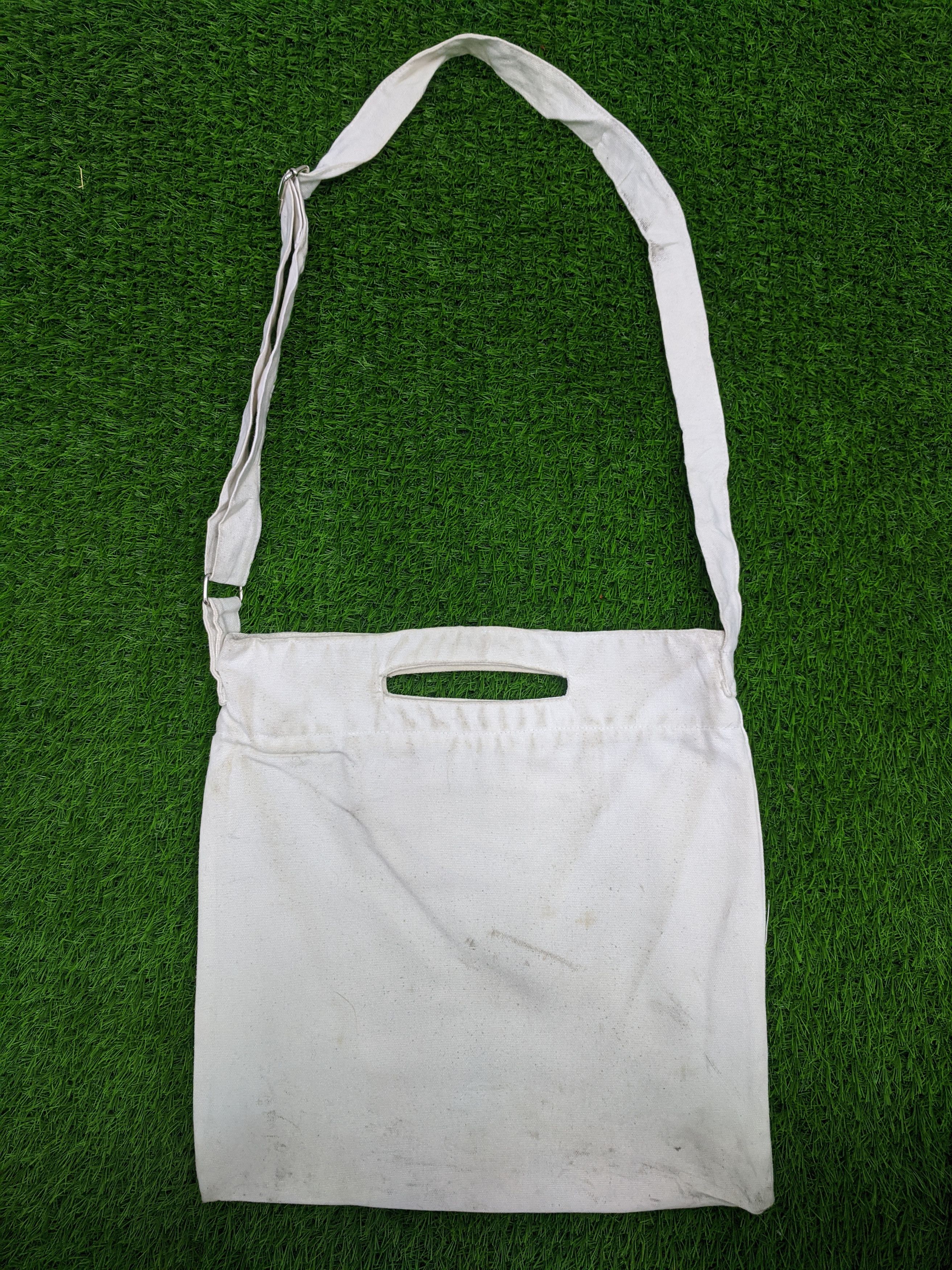 Japanese Brand Japanese Style Crossbody Bag Tour Size ONE SIZE - 3 Thumbnail