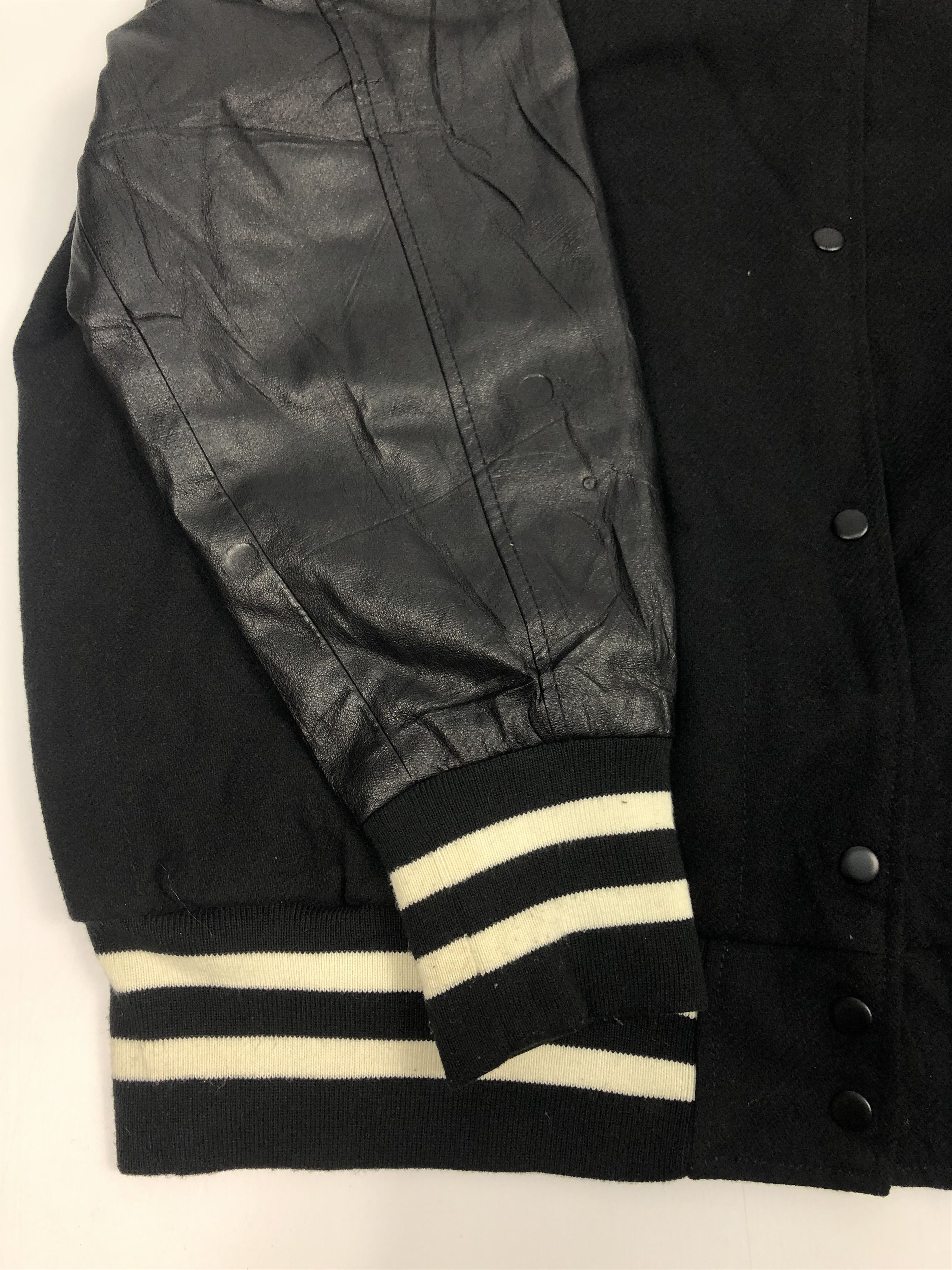 Vintage Vintage Japanese Brand Varsity Jacket Leather Sleeve V0103 Size US XL / EU 56 / 4 - 4 Thumbnail