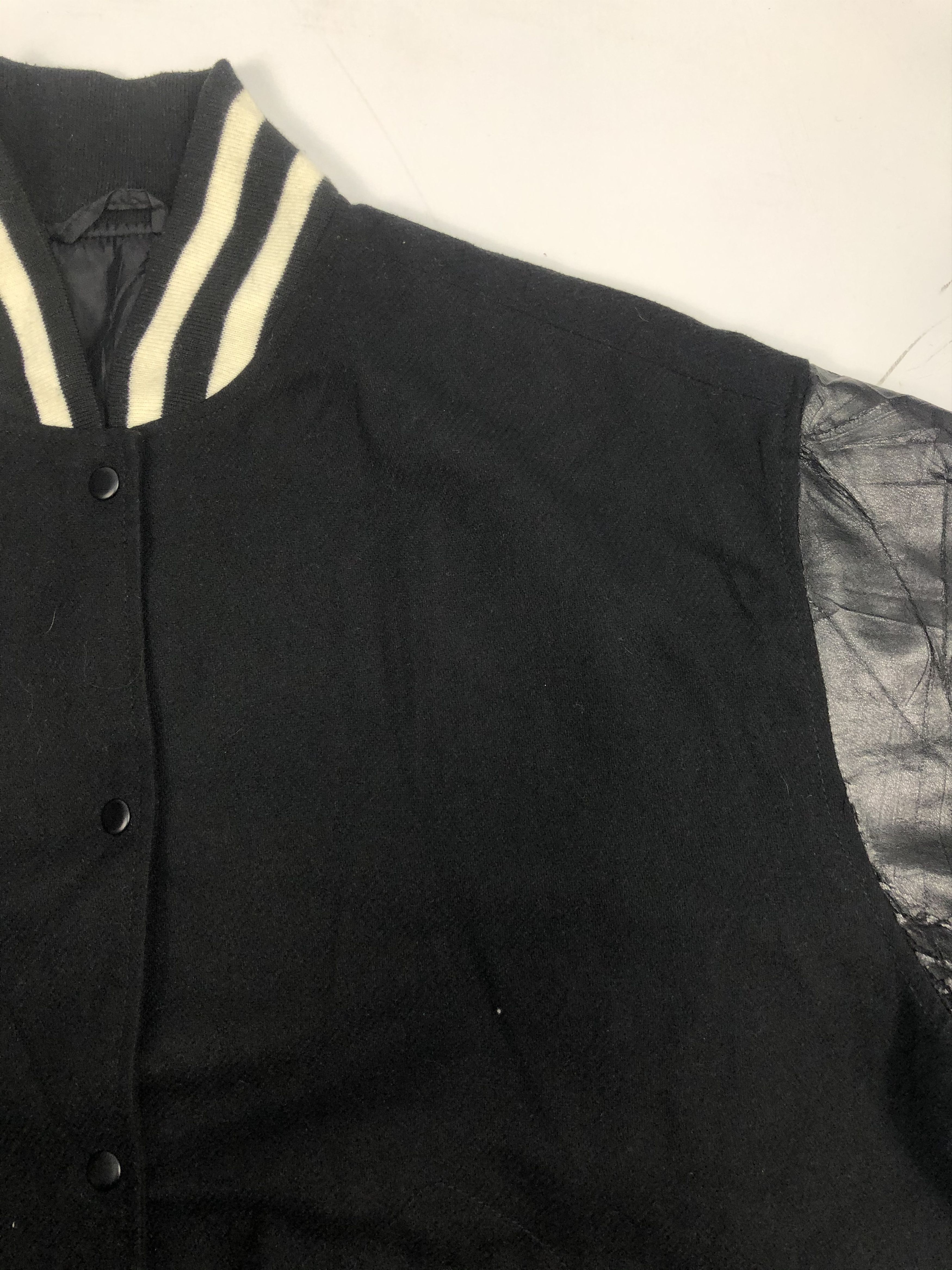 Vintage Vintage Japanese Brand Varsity Jacket Leather Sleeve V0103 Size US XL / EU 56 / 4 - 3 Thumbnail