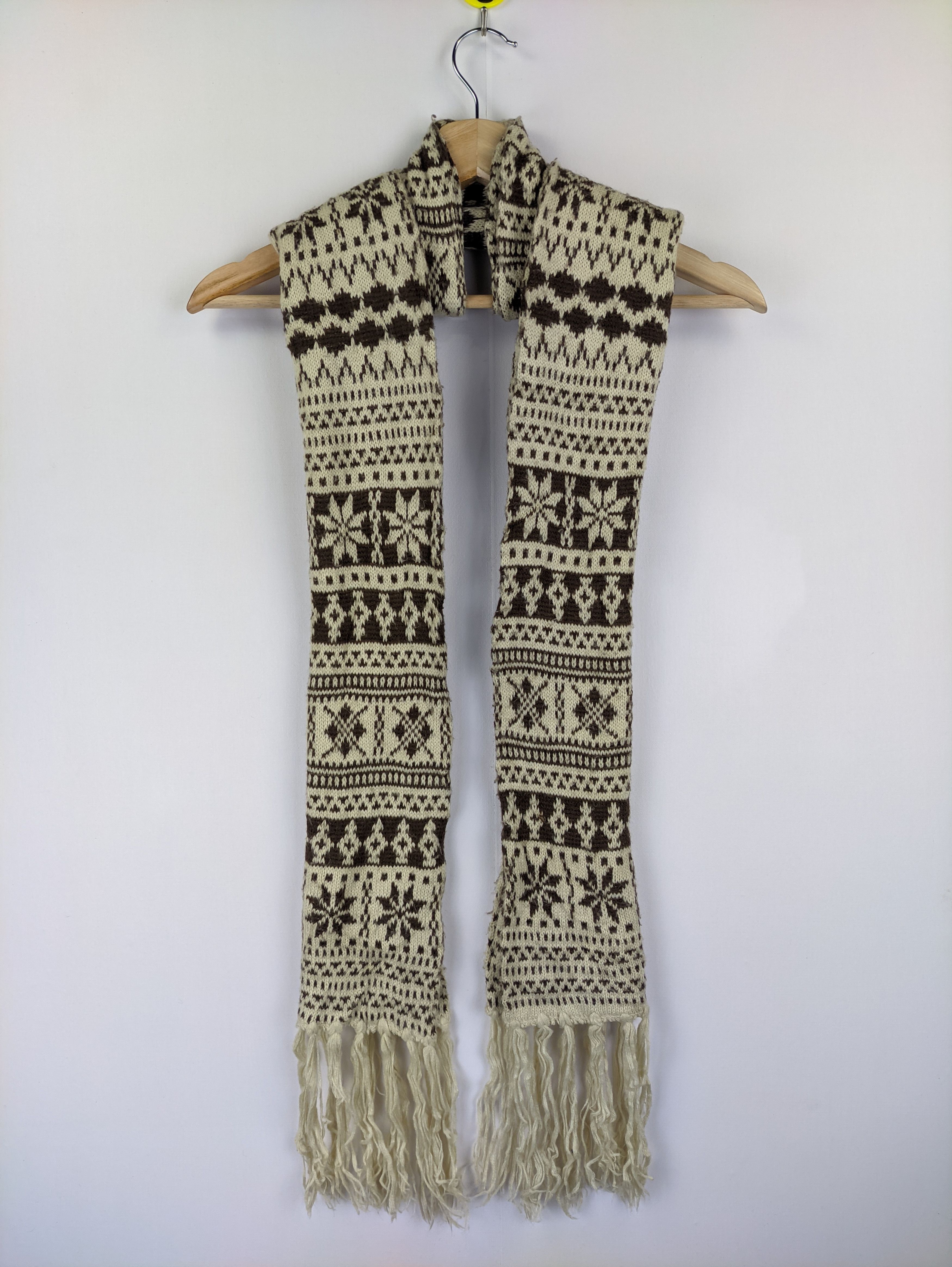 Japanese Brand Steals🔥Scarf Muffler Browny Navajo(💥Combo Scarf PM me💥) Size ONE SIZE - 1 Thumbnail
