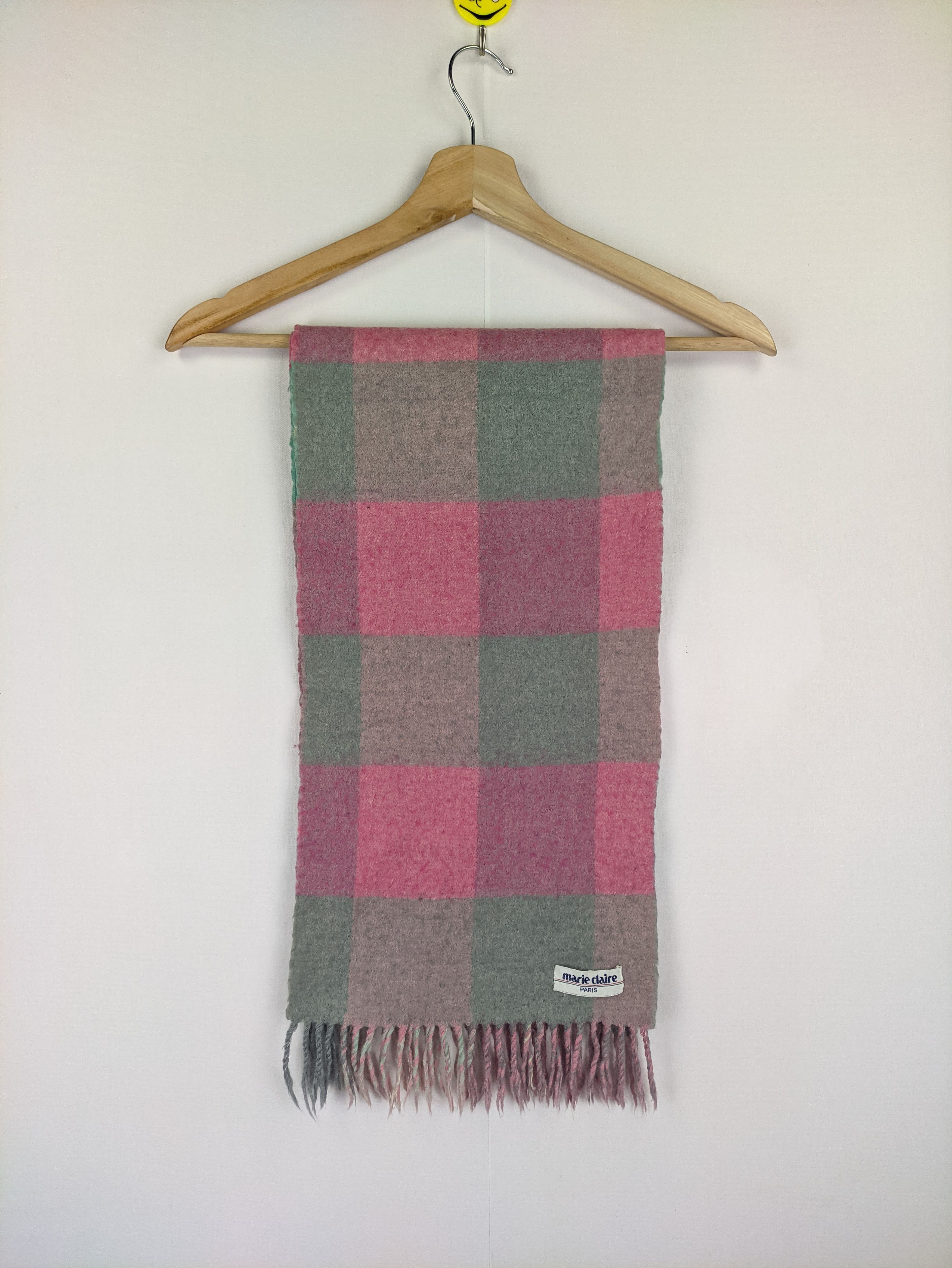 Japanese Brand Steals🔥Scarf Muffler Marie Claire Paris Size ONE SIZE - 1 Thumbnail