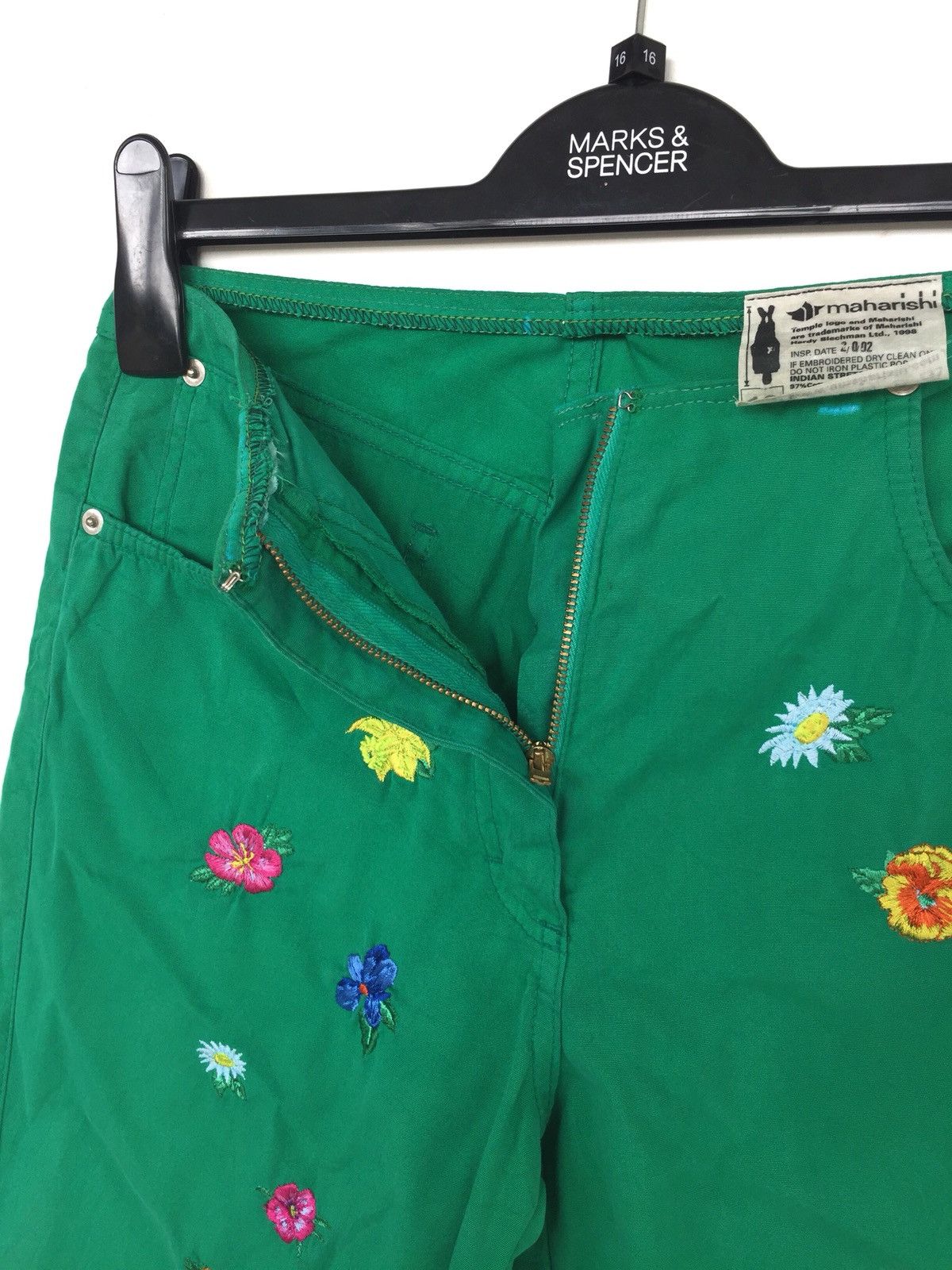 Maharishi Maharishi Floral Embroidered Poplin Cropped Pants Size US 27 - 4 Thumbnail