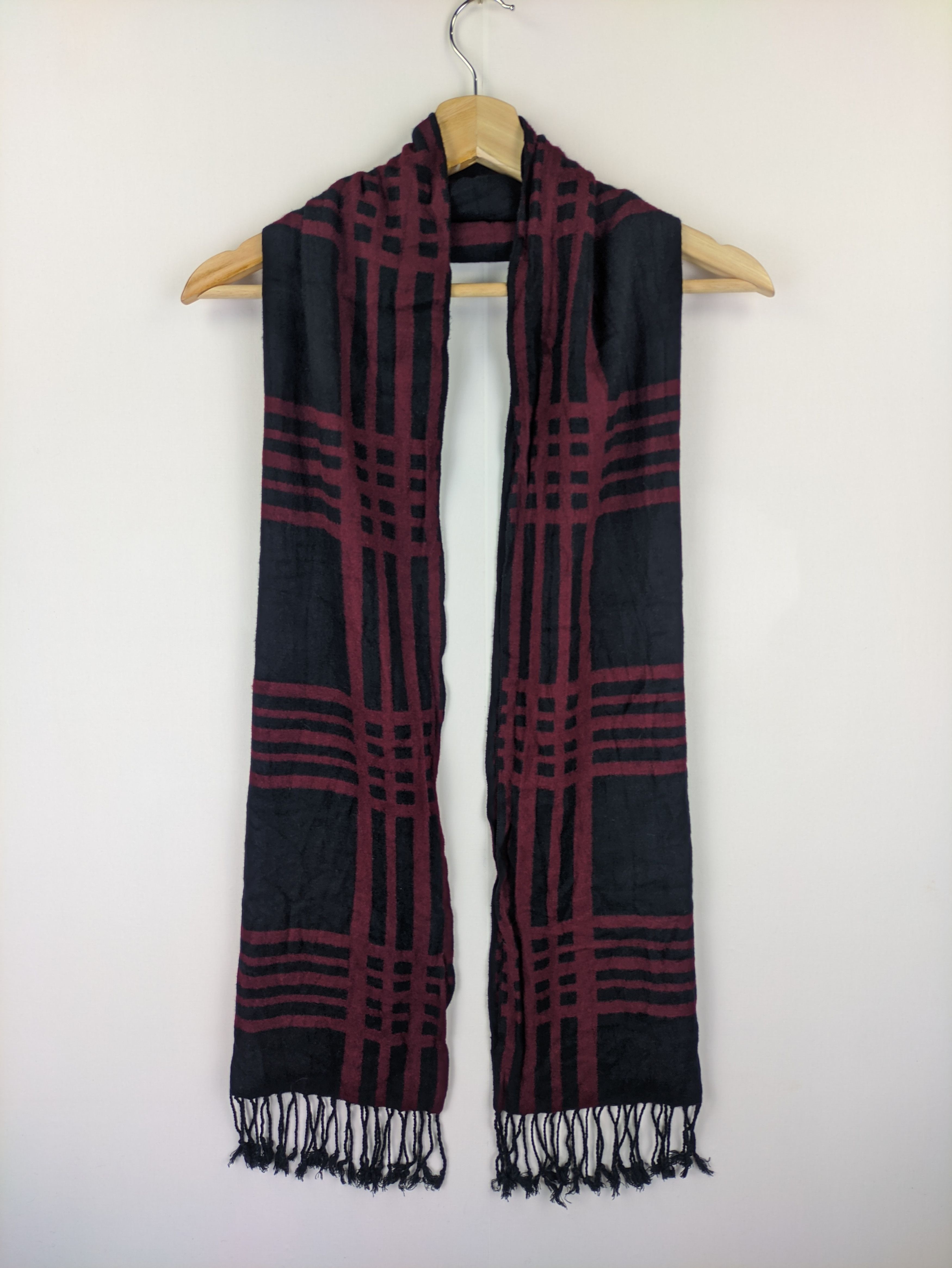 Japanese Brand Steals🔥Unbranded Scarf Muffler(💥Combo Scarf PM me💥) Size ONE SIZE - 1 Thumbnail