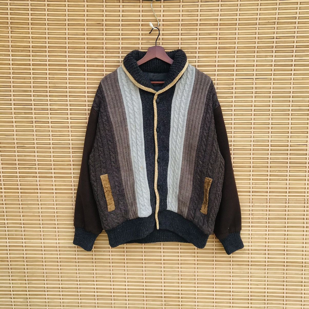 Aran Isles Knitwear Designer Arnaldo Bassini knitwear shawl collar buttom jacket Size US L / EU 52-54 / 3 - 1 Thumbnail