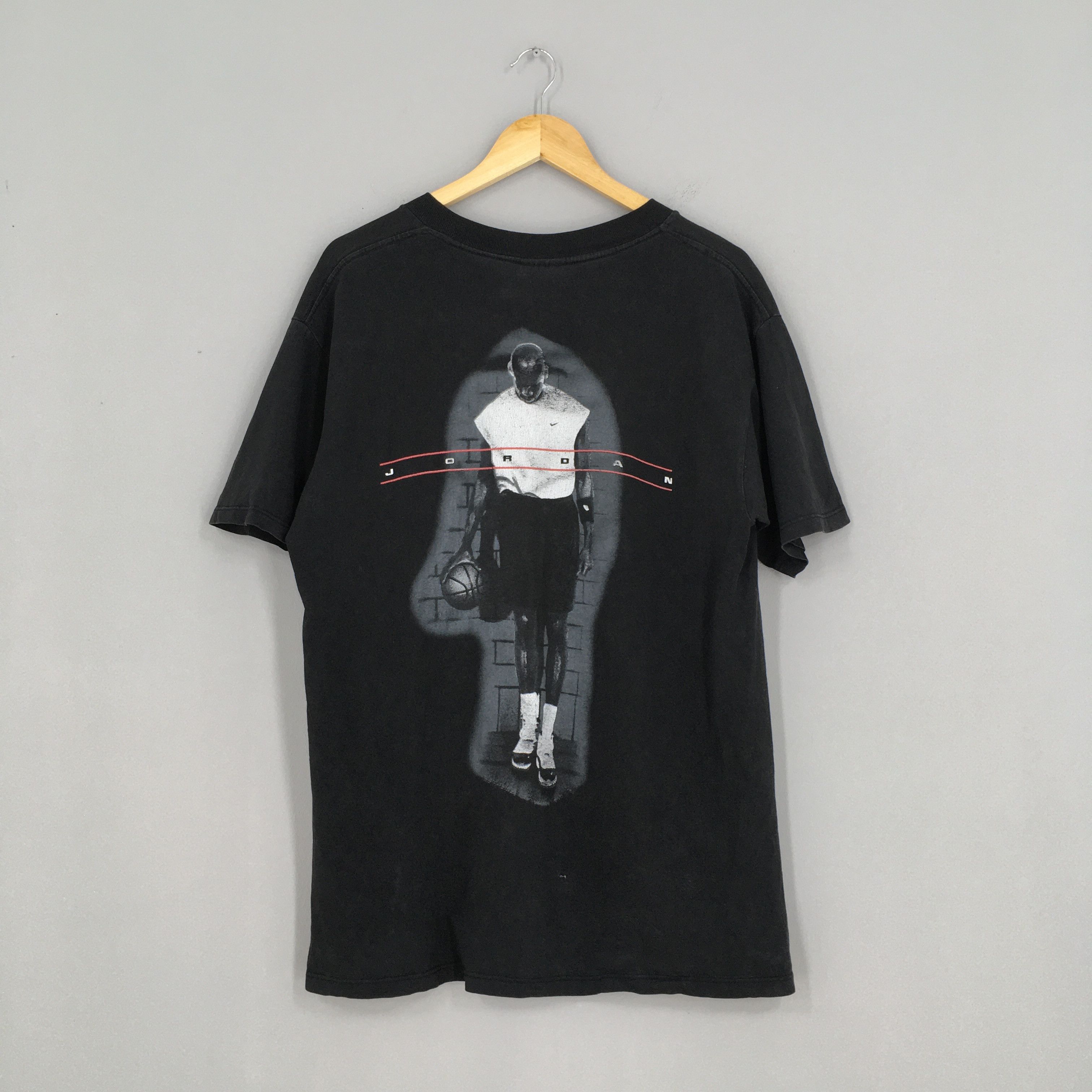 image of NBA x Nike Vintage 90's Nike Air Michael Jordan Basketball Shirt Large in Black, Men's