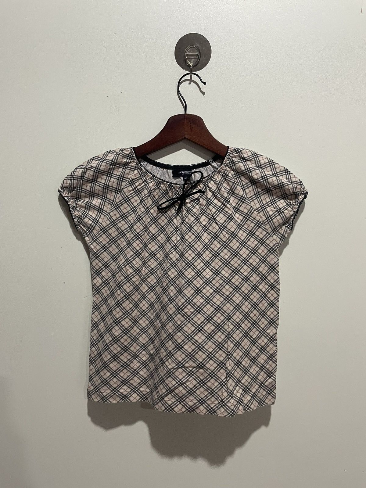 Burberry Burberry Short Sleeve Blouse Size ONE SIZE - 1 Thumbnail