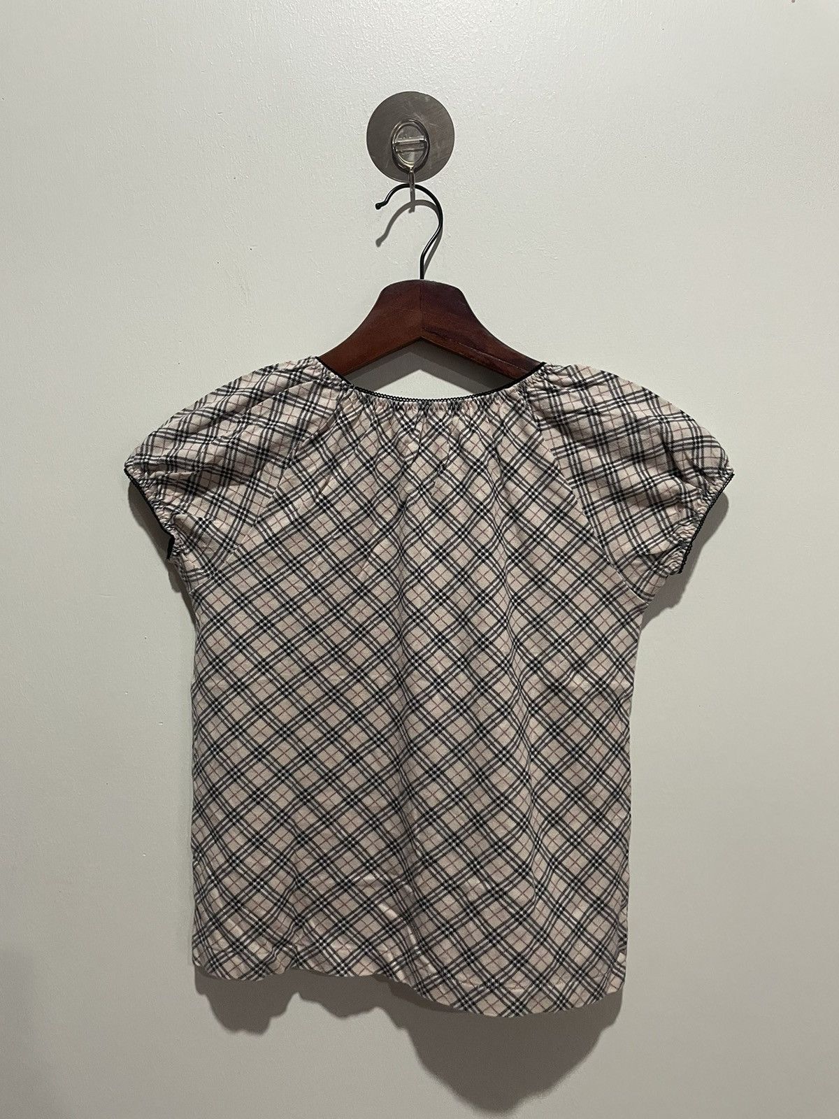 Burberry Burberry Short Sleeve Blouse Size ONE SIZE - 2 Thumbnail