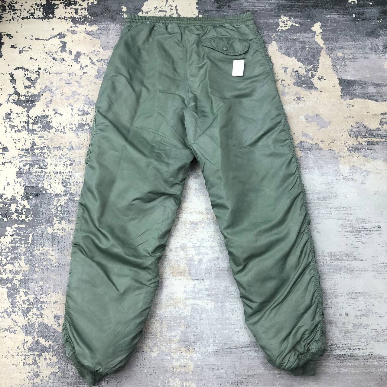 Converse P640 90s CONVERSE NYLON CARGO PANTS Size US 33 - 2 Thumbnail