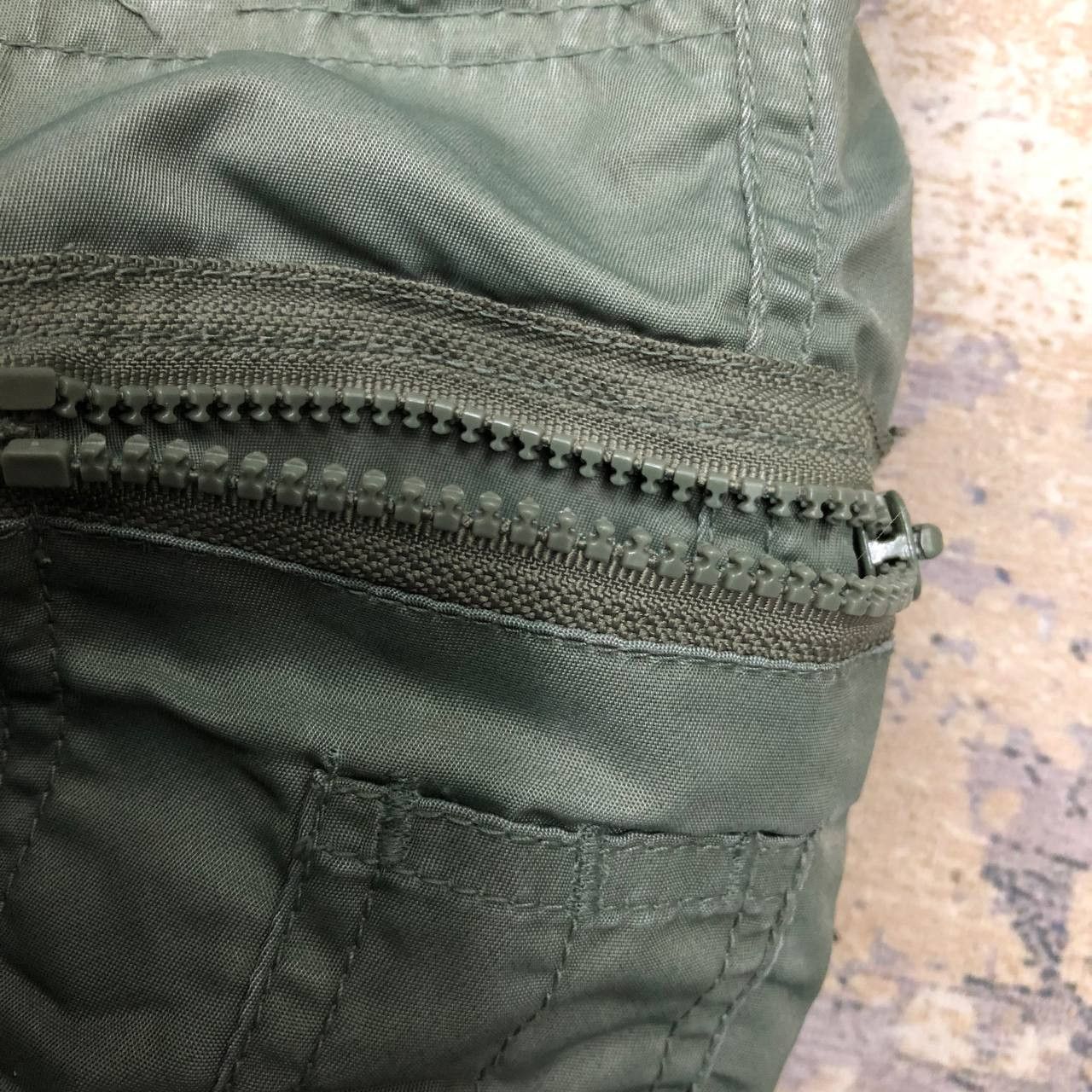 Converse P640 90s CONVERSE NYLON CARGO PANTS Size US 33 - 7 Thumbnail