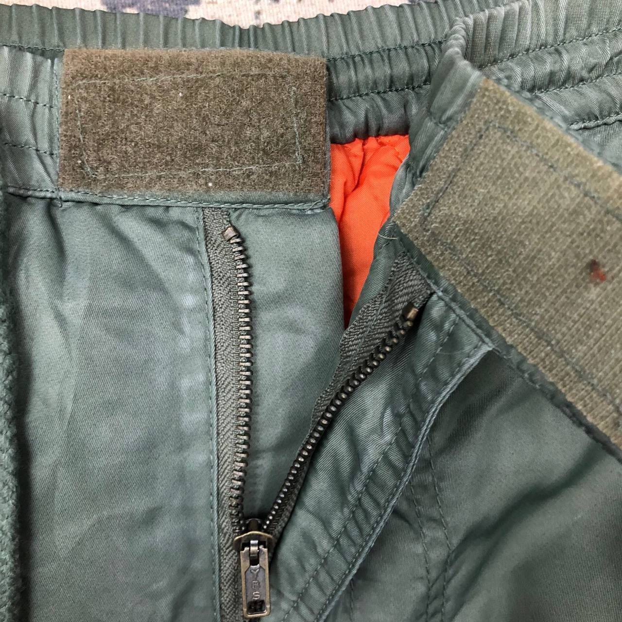 Converse P640 90s CONVERSE NYLON CARGO PANTS Size US 33 - 6 Thumbnail
