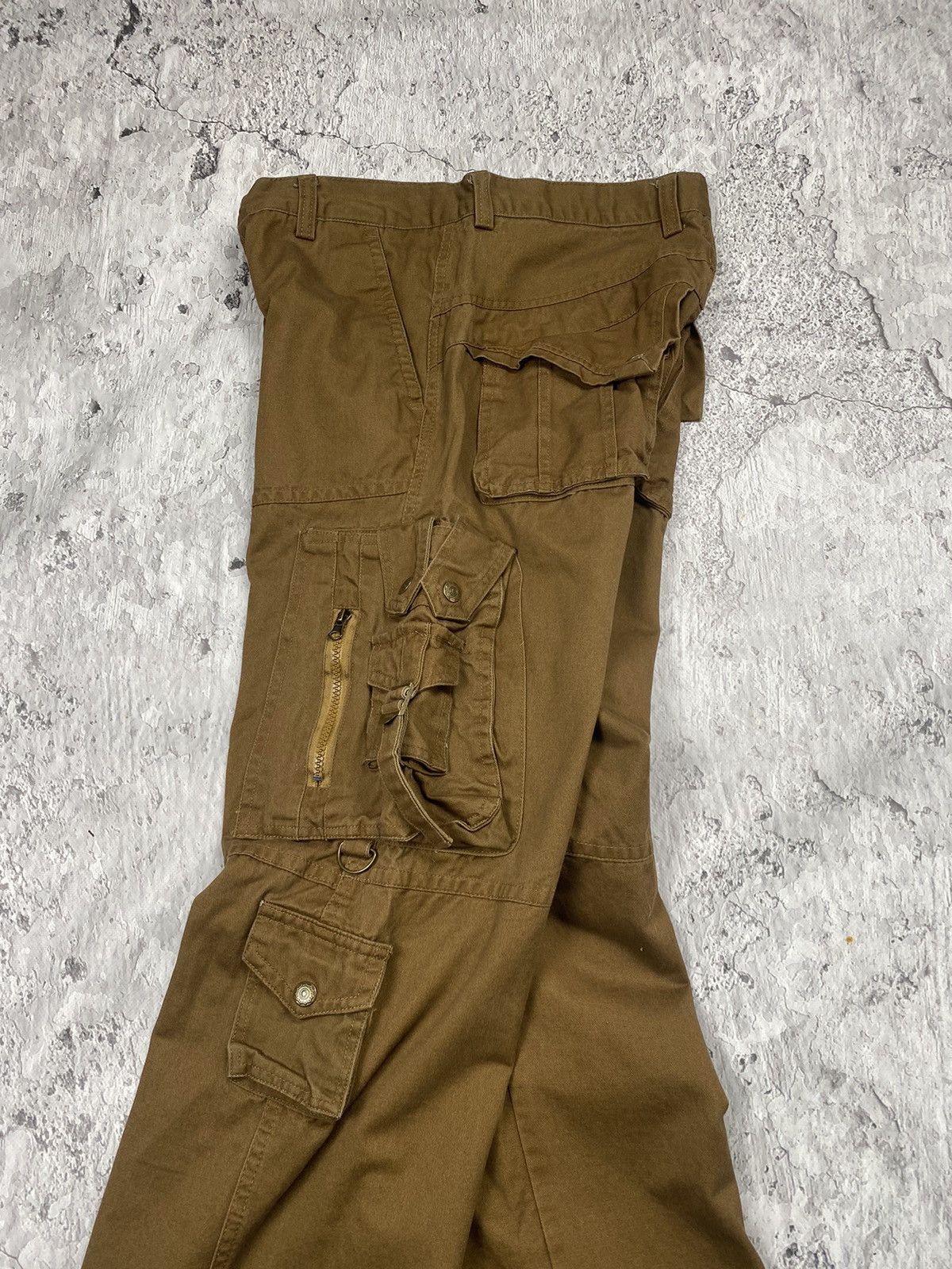 Vintage Vintage Military Multi pocket Cargo Pants Size 33 Size US 33 - 12 Thumbnail