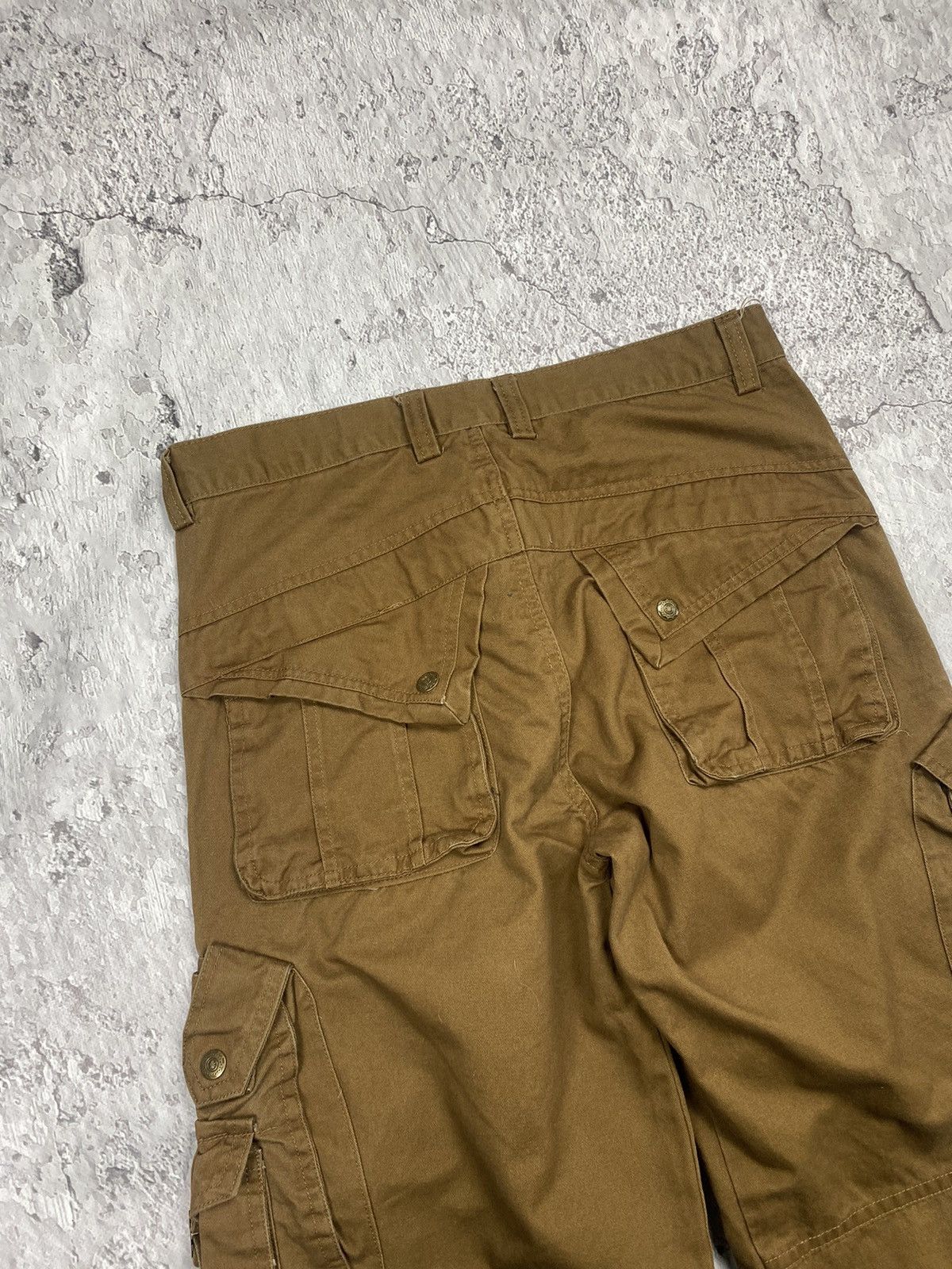 Vintage Vintage Military Multi pocket Cargo Pants Size 33 Size US 33 - 11 Thumbnail