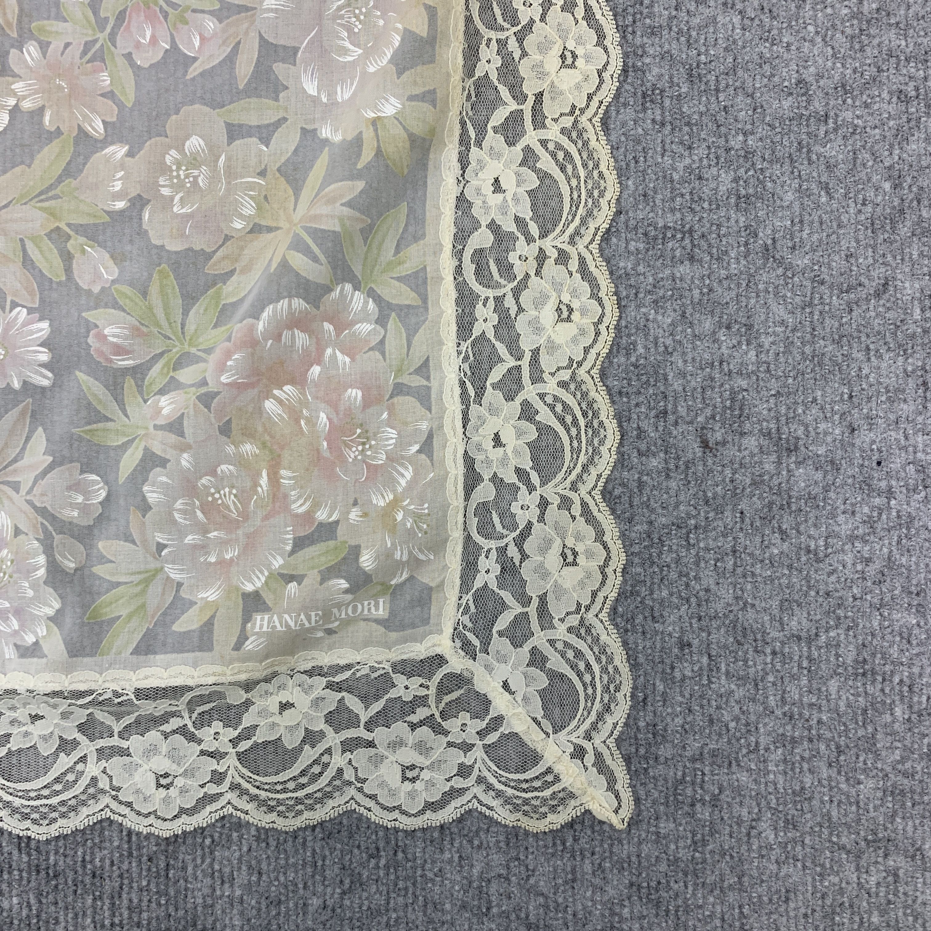 Vintage Hanae Mori Flowers Lace Handkerchief - HKA810