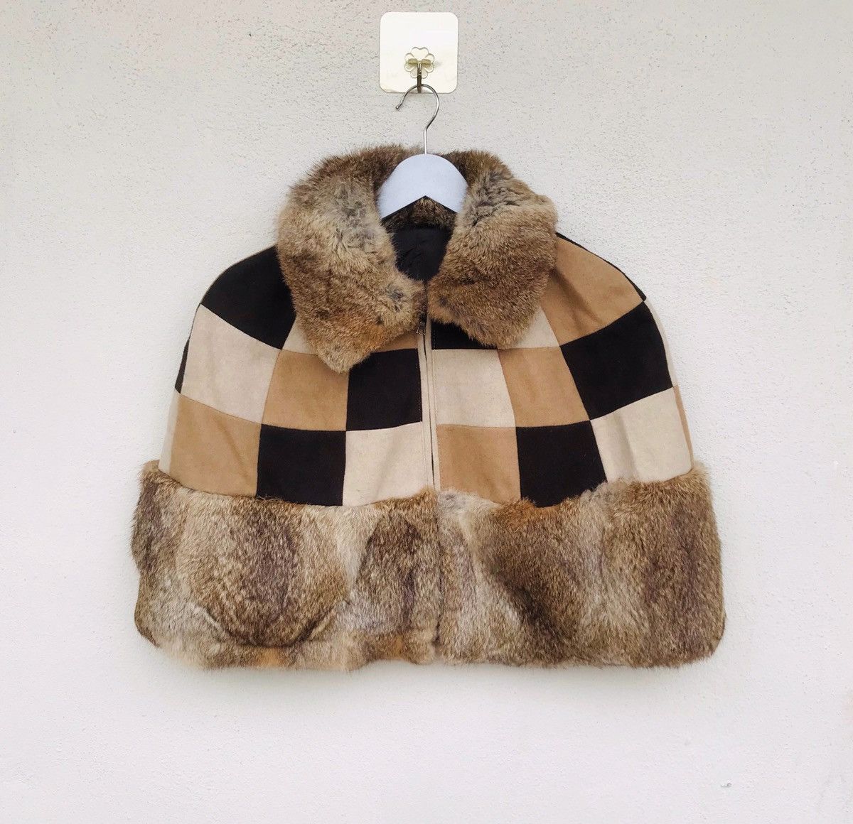 Other Cape & Cloak multi tone fur jacket riri zipper cropped Size S / US 4 / IT 40 - 2 Thumbnail