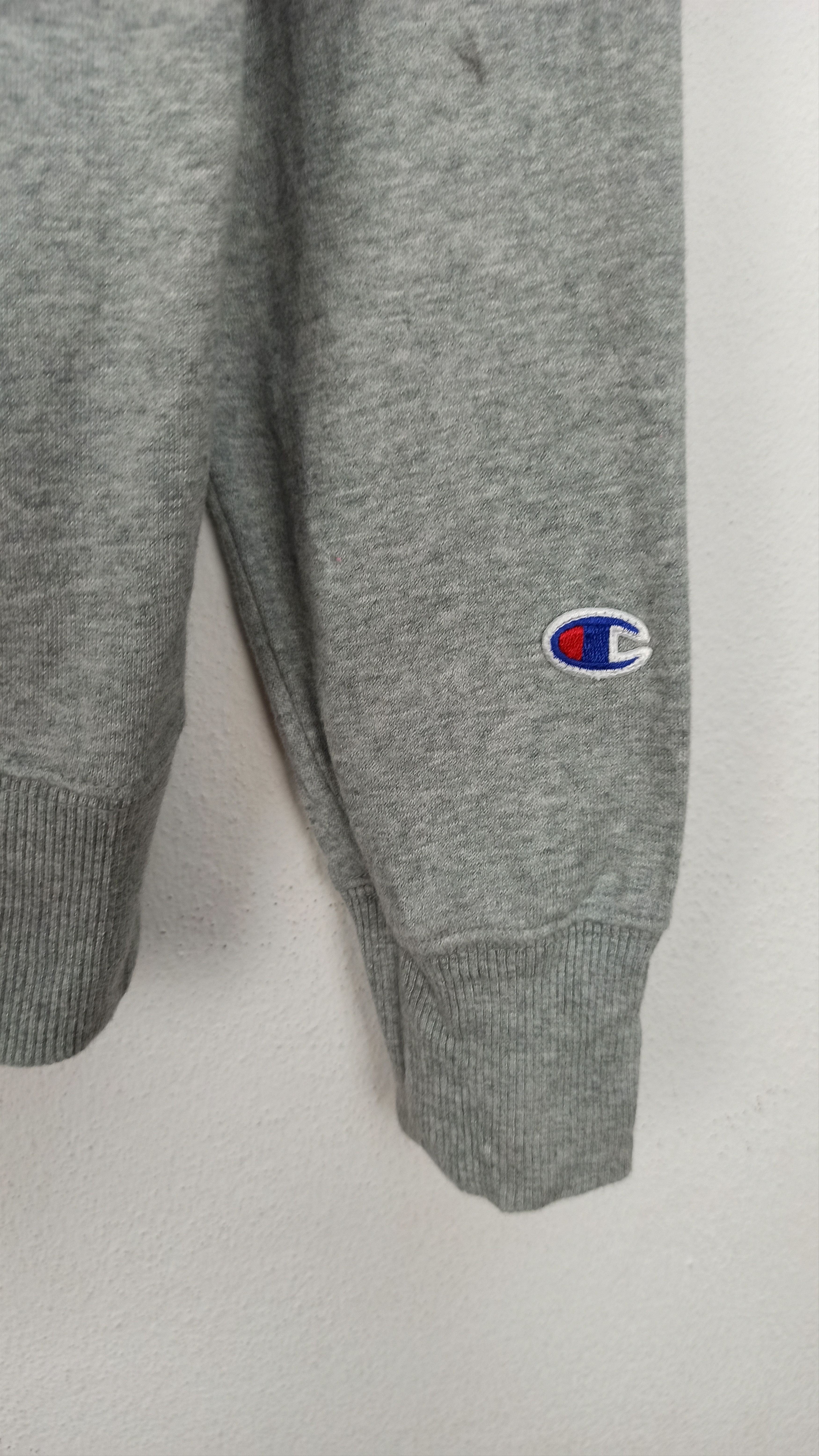 Champion 🔥Vinatge🔥 Sweatshirt CHAMPION Delaware Crewneck Big Logo Size US S / EU 44-46 / 1 - 3 Thumbnail