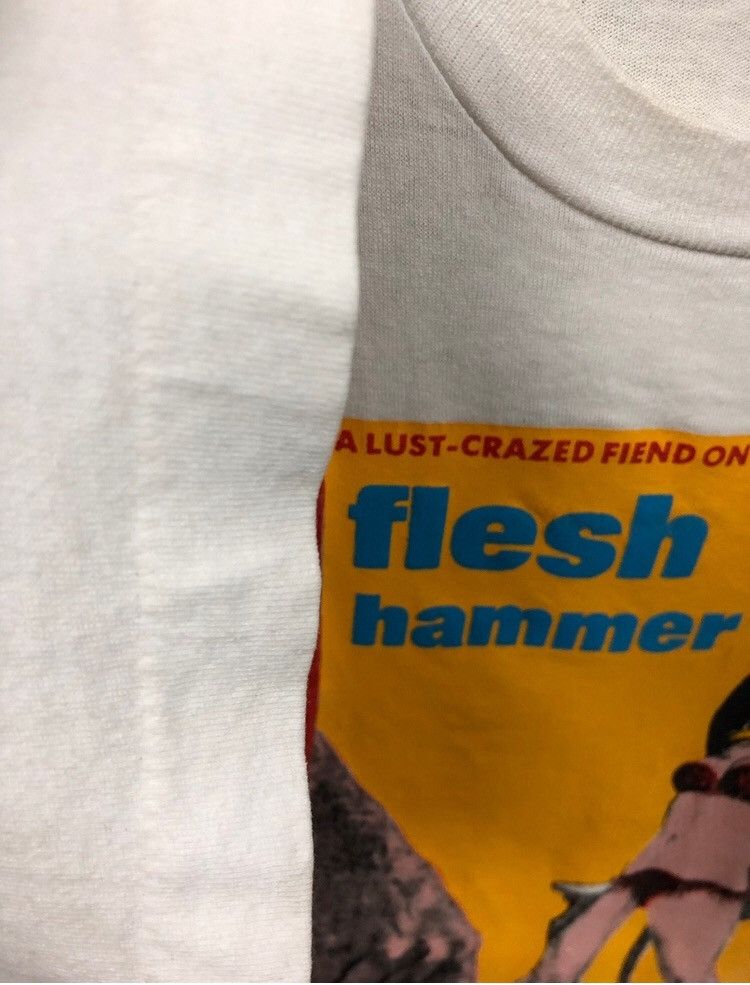 Fruit Of The Loom Rare Vintage 90s Crypt Flesh Hammer Horror Movie Shirt Size US M / EU 48-50 / 2 - 6 Thumbnail