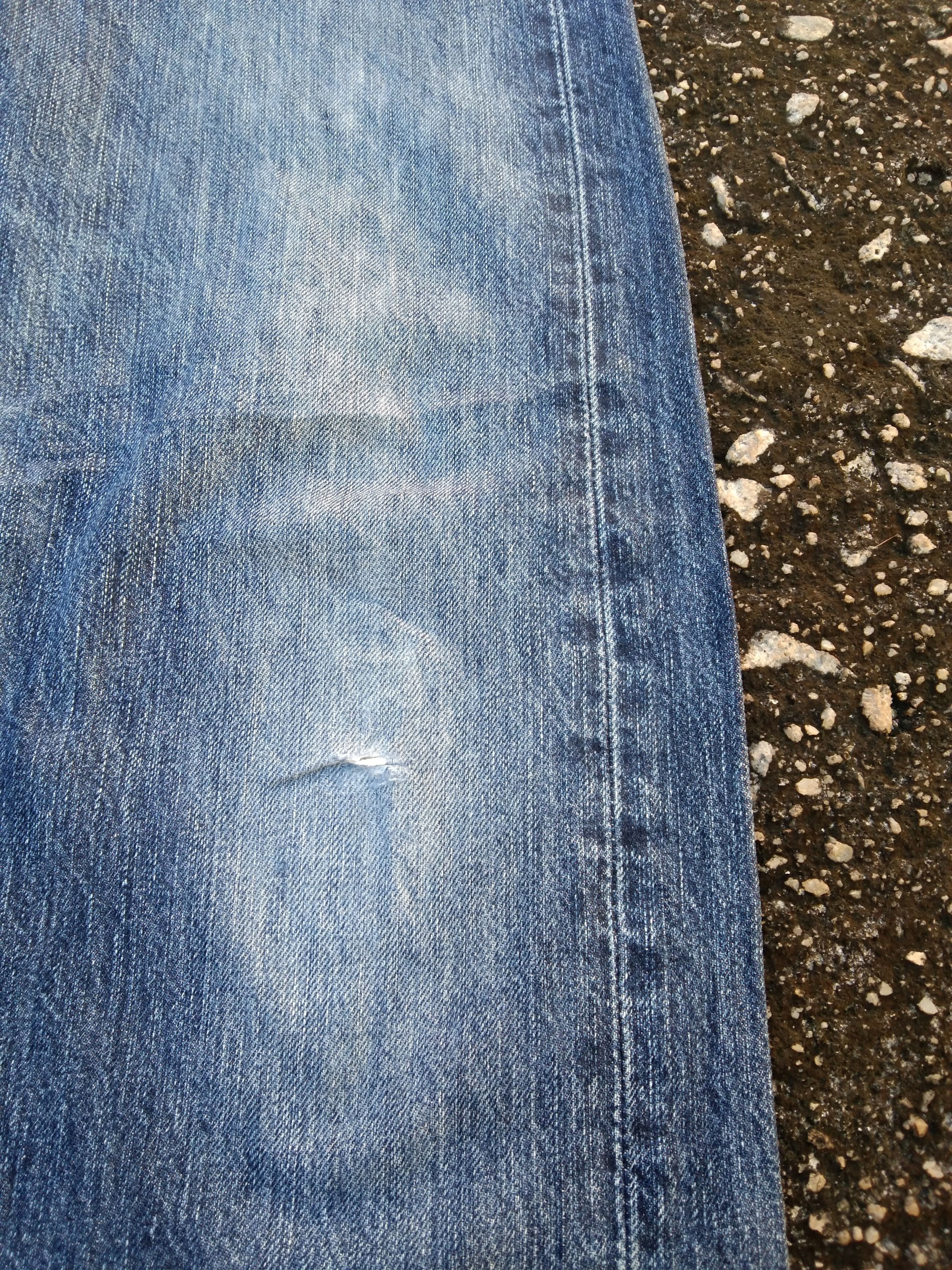 Levi's Vintage Levi's 501 Blue Washed Distressed Jeans 31x32 Size US 31 - 5 Thumbnail