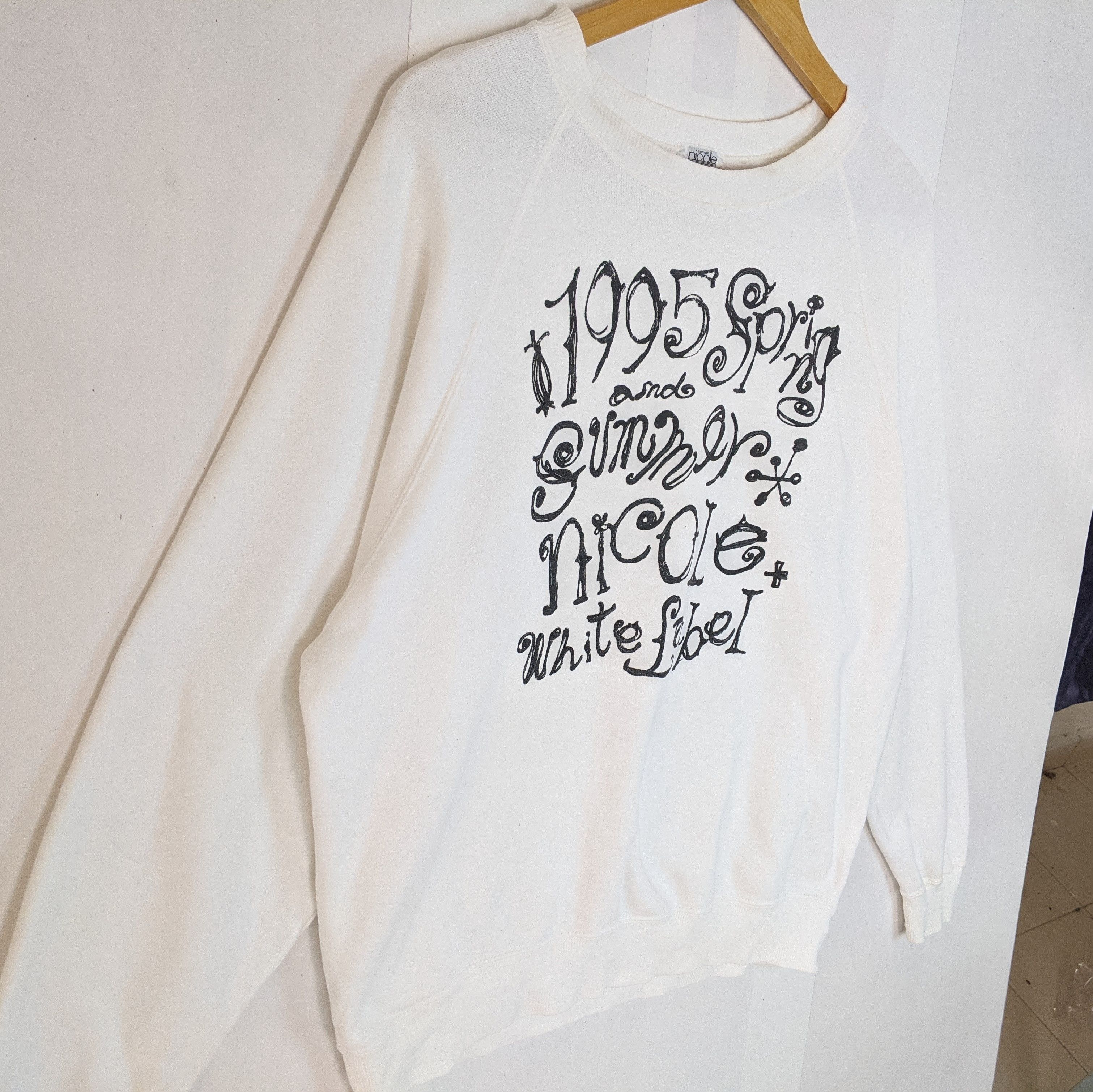 Japanese Brand Japan NICOLE All Over Print Big Logo Jumper Sweatshirt Size US L / EU 52-54 / 3 - 3 Thumbnail