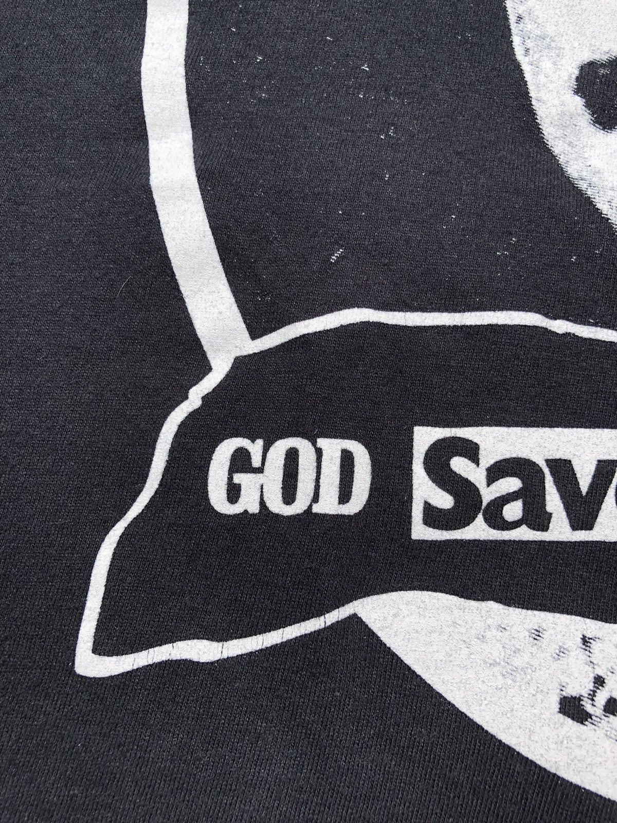 Band Tees Vintage 2000s Queen Freddie Mercury God Save The Queen Tee Size US L / EU 52-54 / 3 - 4 Thumbnail