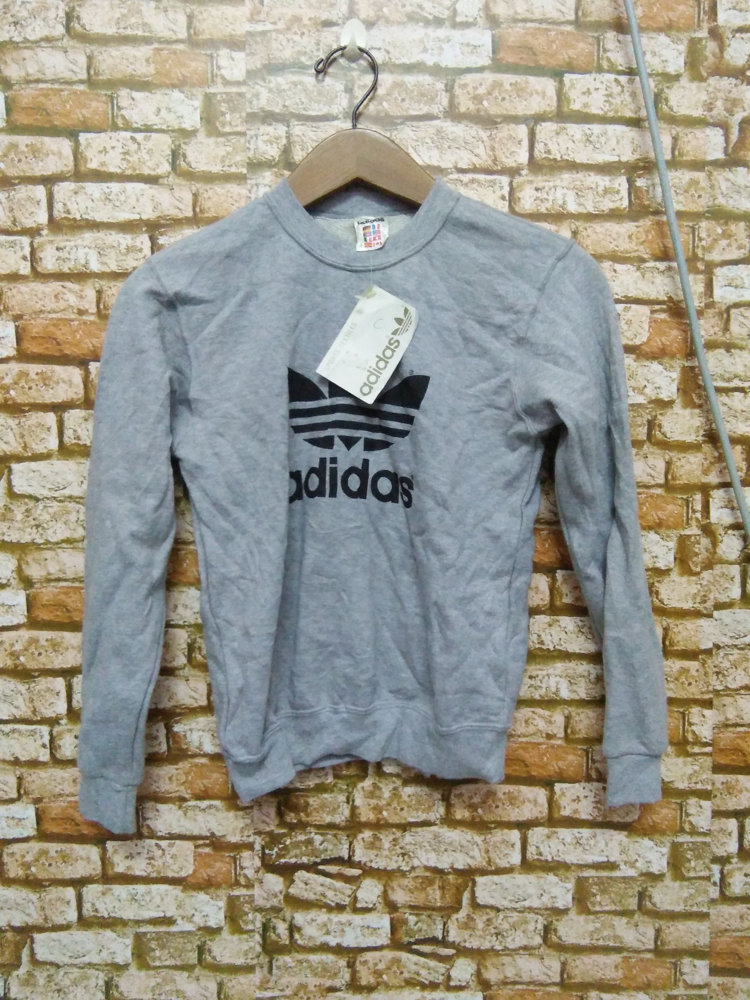 Adidas 90s ADIDAS SWEATSHIRT WITH TAG KIDS (A524) Size US S / EU 44-46 / 1 - 1 Thumbnail