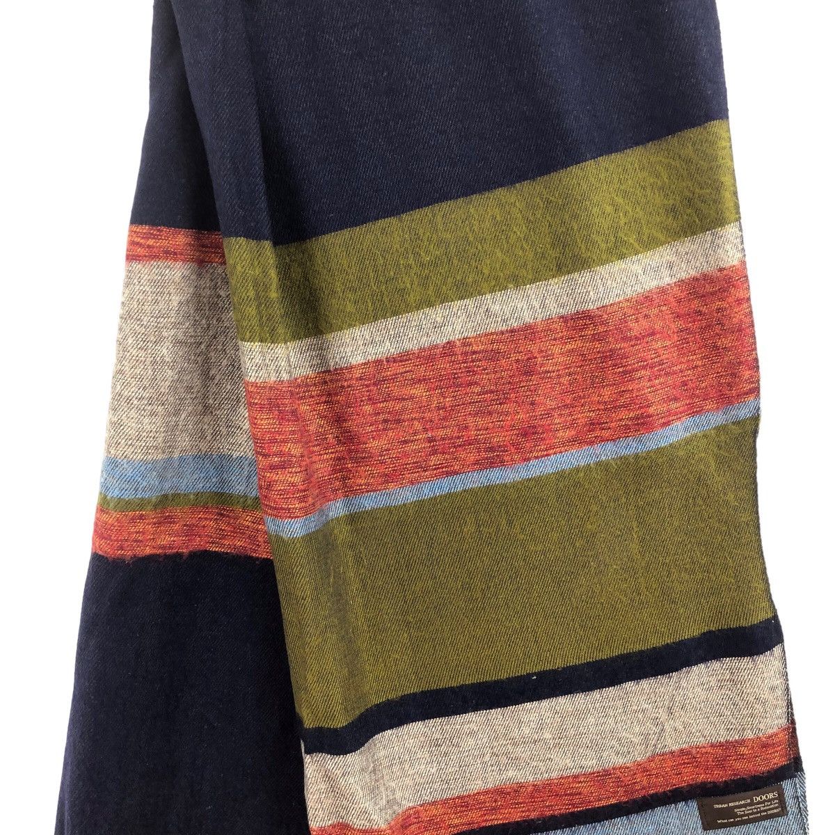 Japanese Brand Vintage URBAN RESEARCH Doors Scarves Muffler Japanese Brand Size ONE SIZE - 2 Thumbnail