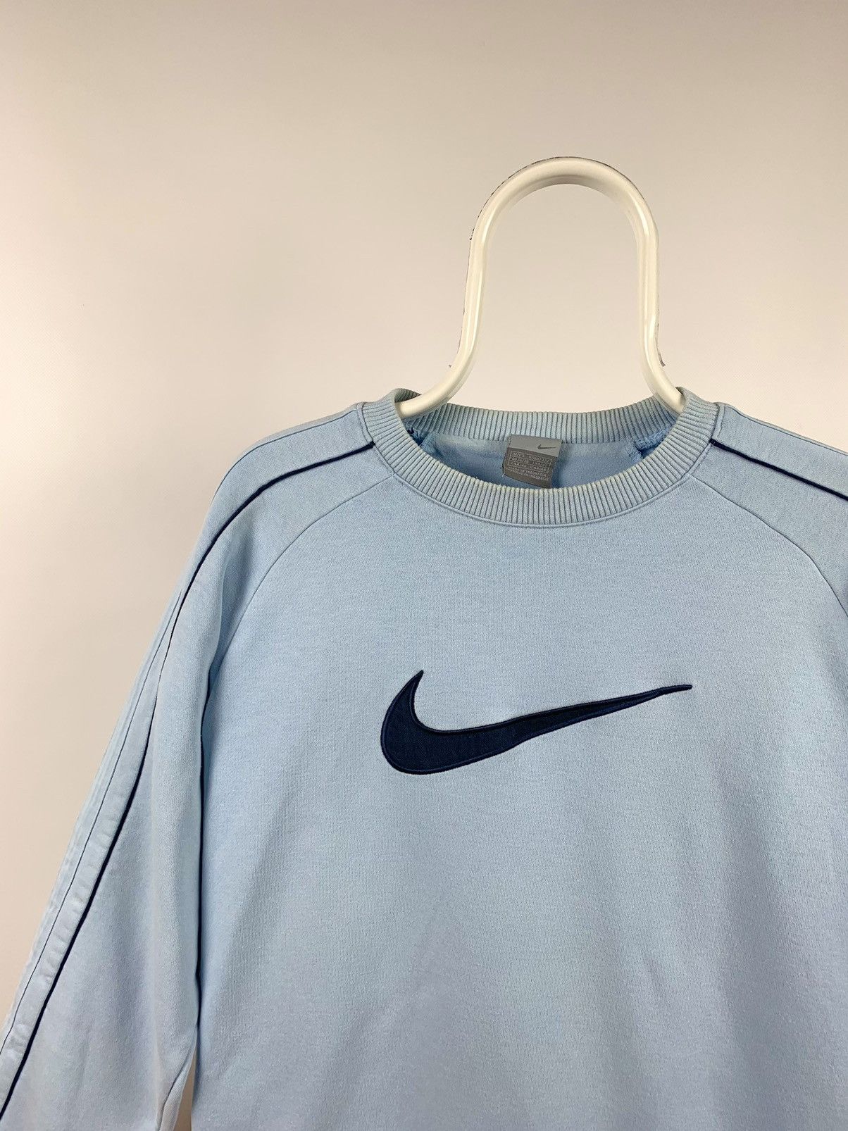 Nike Vintage Nike Big Logo Center Swoosh Sky Blue Sweatshirt Size US S / EU 44-46 / 1 - 6 Thumbnail
