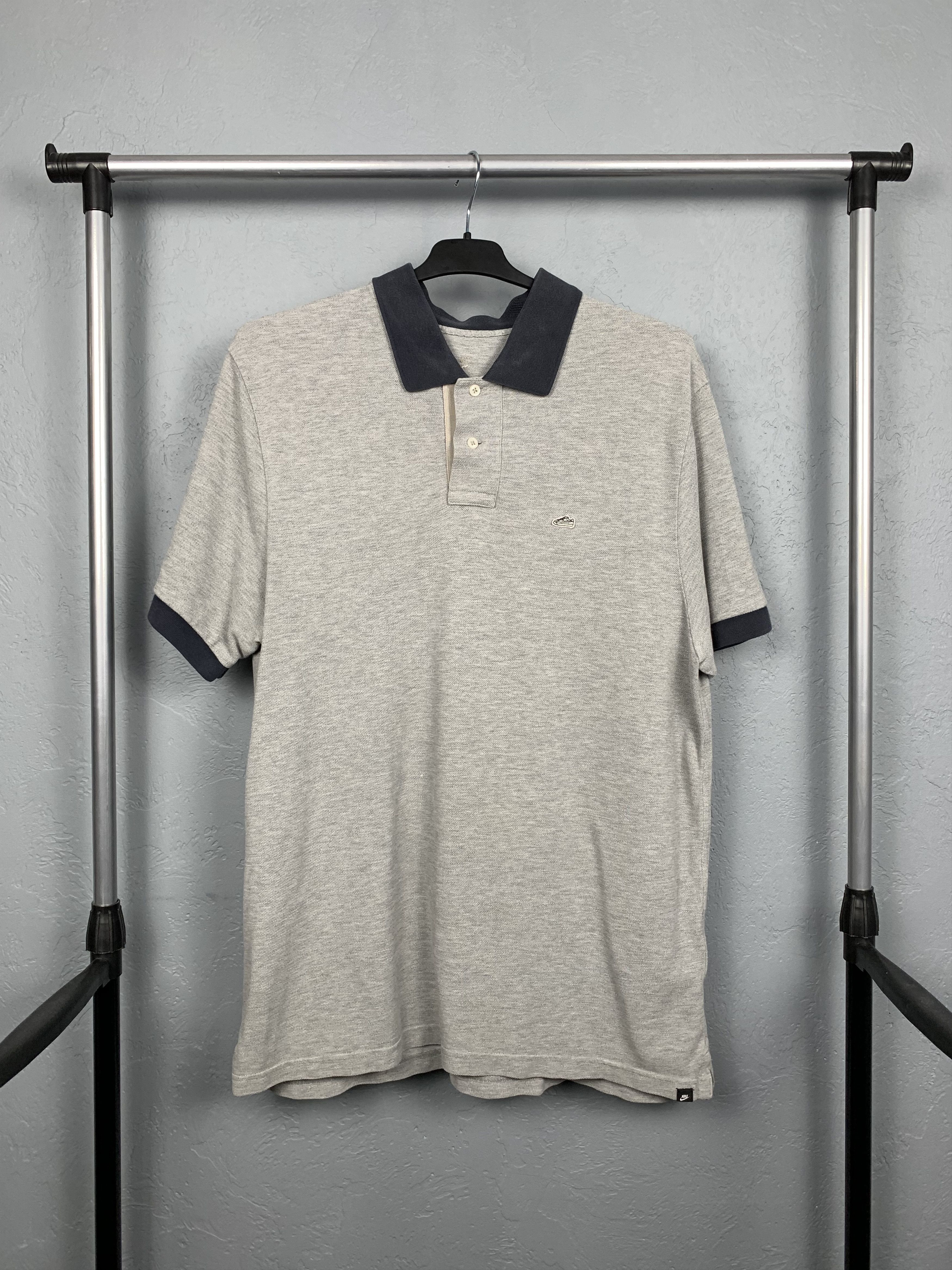 Nike × Vintage Nike Air Max Shoes Logo Polo Shirt Dunk Air Force Size US L / EU 52-54 / 3 - 1 Thumbnail
