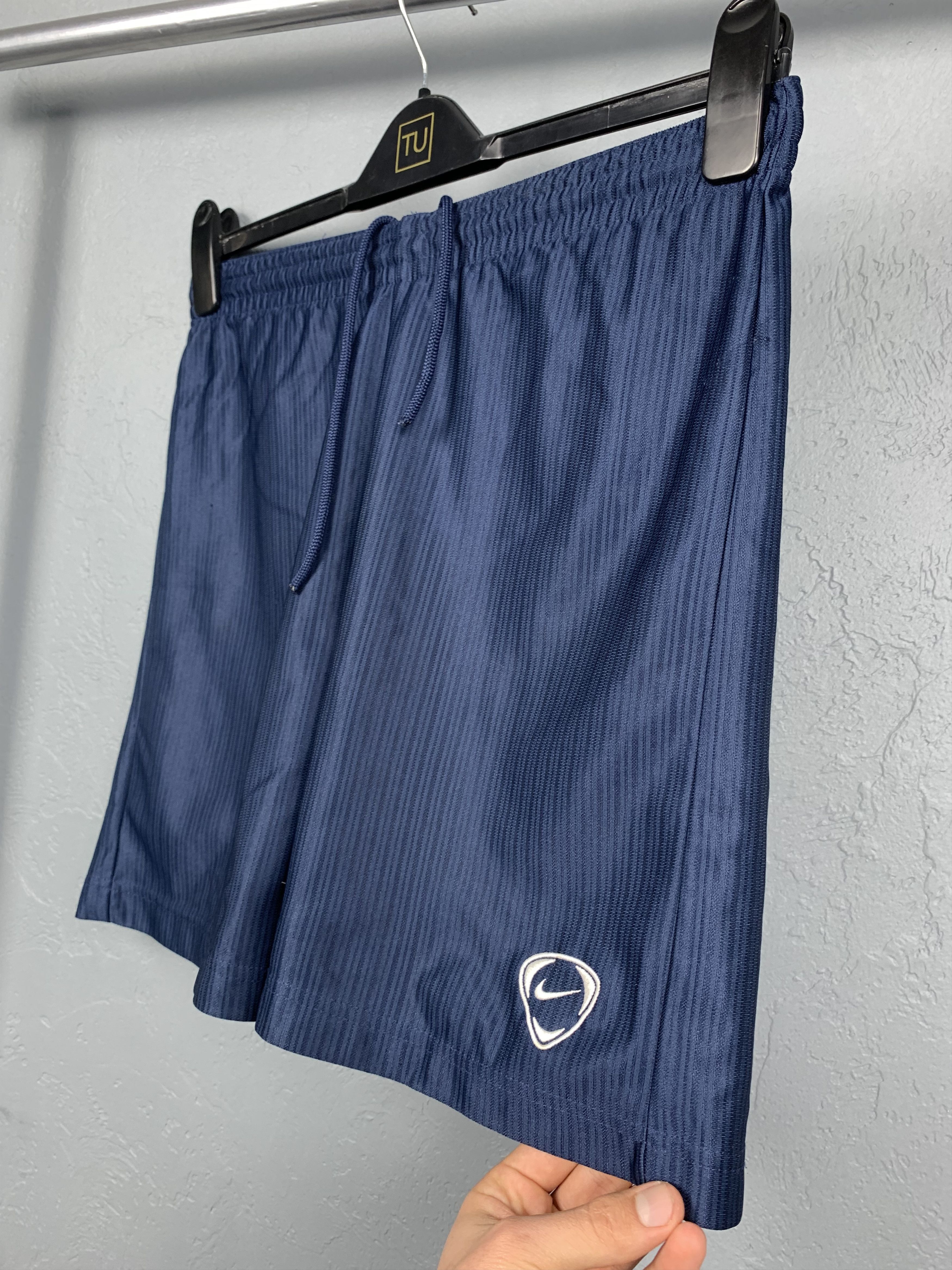 Nike Vintage Nike Mens Shorts Dri Fit Y2K Size US 30 / EU 46 - 2 Thumbnail