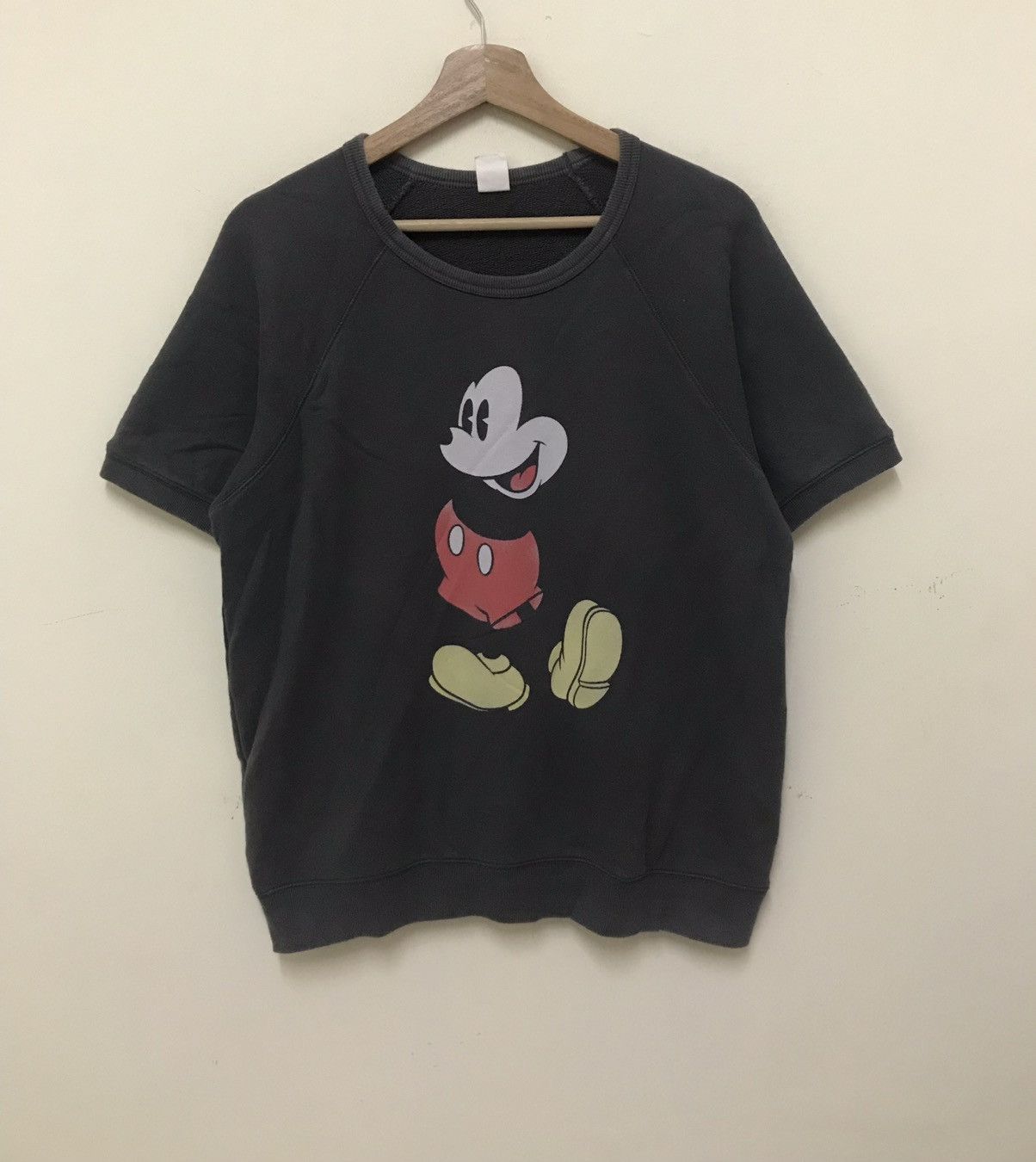 Disney × Mickey Mouse × Vintage Vintage Disney Mickey Mouse Short Sleeve Big Logo Size US S / EU 44-46 / 1 - 3 Thumbnail
