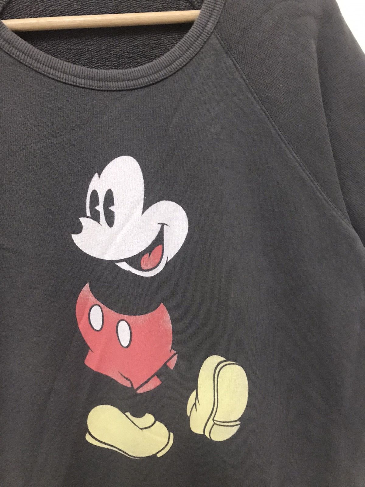 Disney × Mickey Mouse × Vintage Vintage Disney Mickey Mouse Short Sleeve Big Logo Size US S / EU 44-46 / 1 - 4 Thumbnail