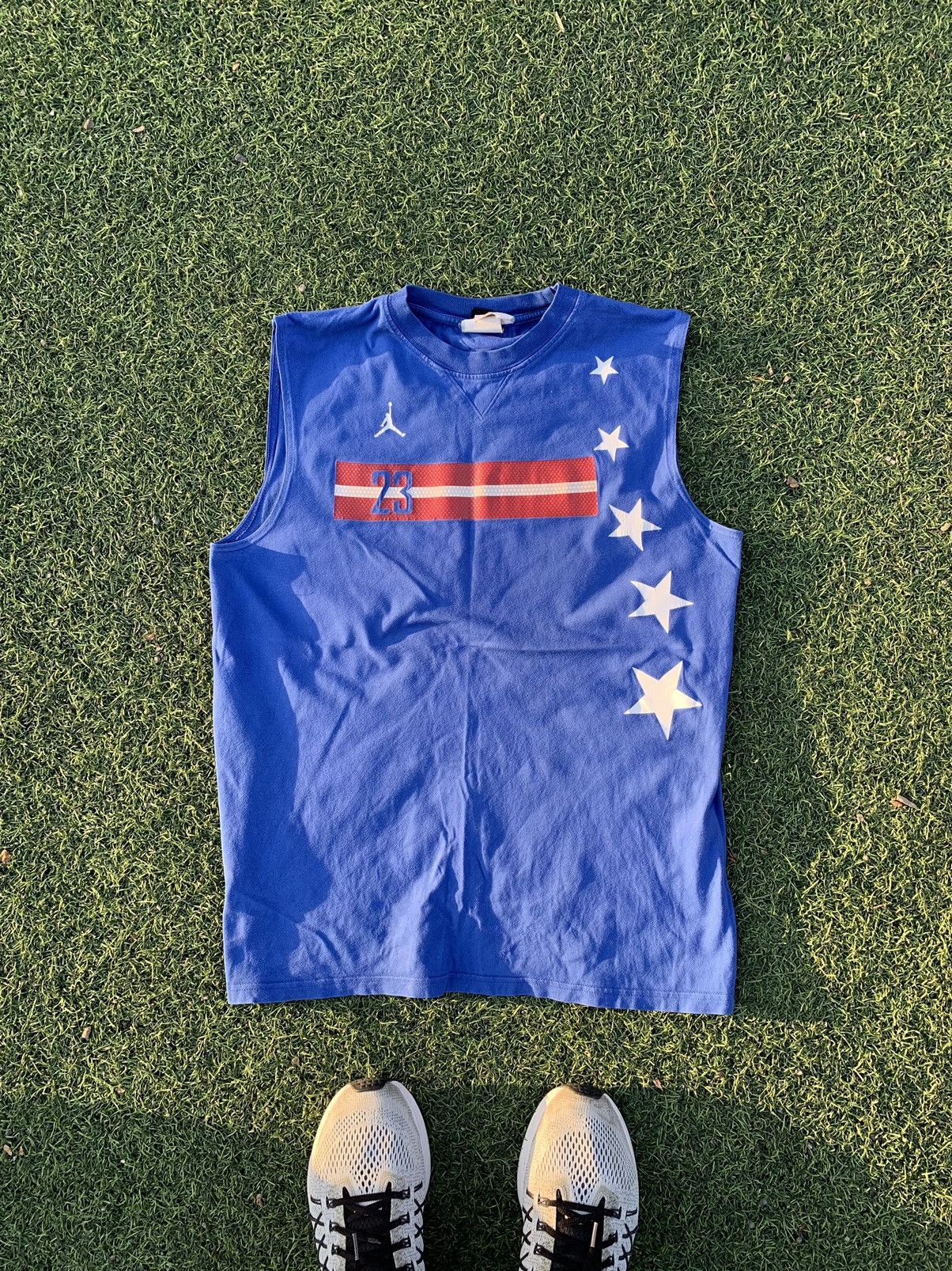Nike × Vintage Vintage Nike Jordan Tank Top Big Logo Basketball Sleeveless Size US S / EU 44-46 / 1 - 1 Thumbnail