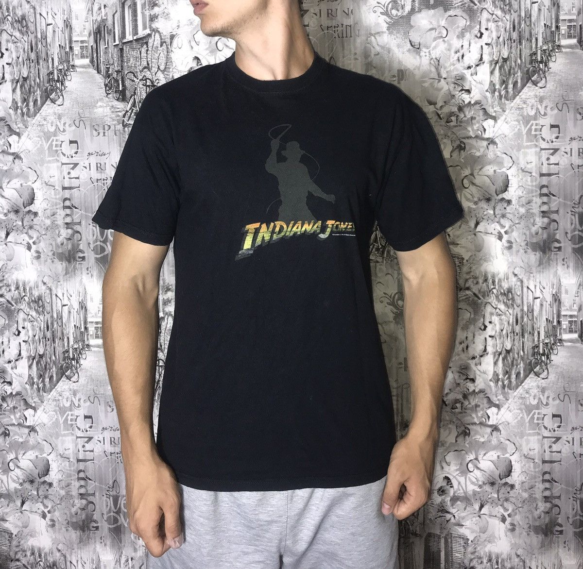 Vintage Indiana Jones promo movie t-shirt Size US L / EU 52-54 / 3 - 1 Thumbnail