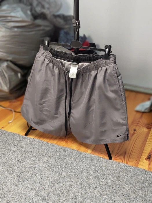 Nike Vintage Nike Shorts Logo swoosh casual Y2K Streetwear Size US 36 / EU 52 - 10 Thumbnail