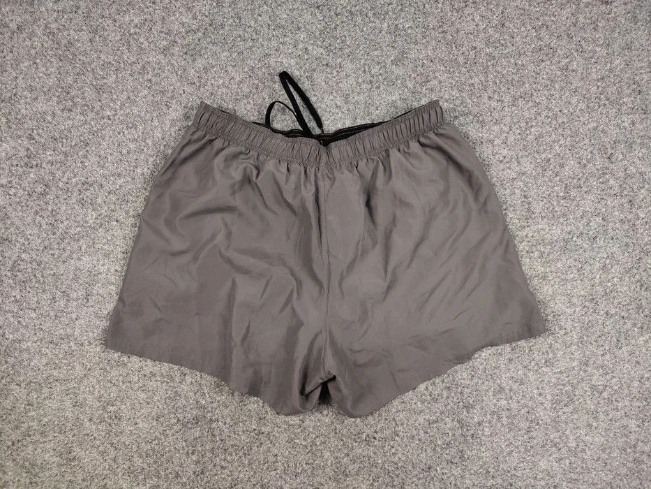 Nike Vintage Nike Shorts Logo swoosh casual Y2K Streetwear Size US 36 / EU 52 - 5 Thumbnail