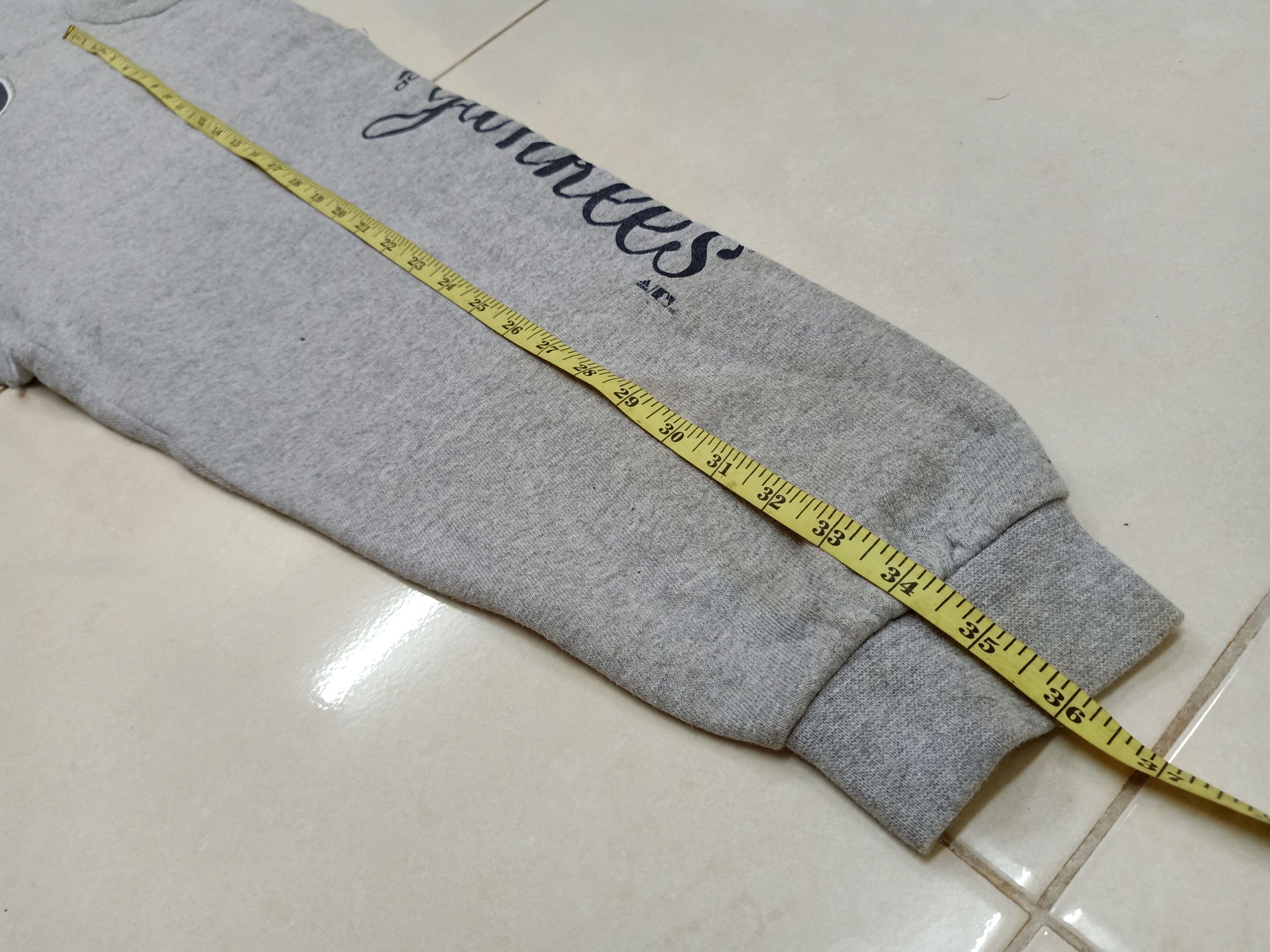 Adidas × New York Yankees ADIDAS X NEW YORK YANKEES Big Logo Gray Sweatshirts Size US XXL / EU 58 / 5 - 10 Thumbnail