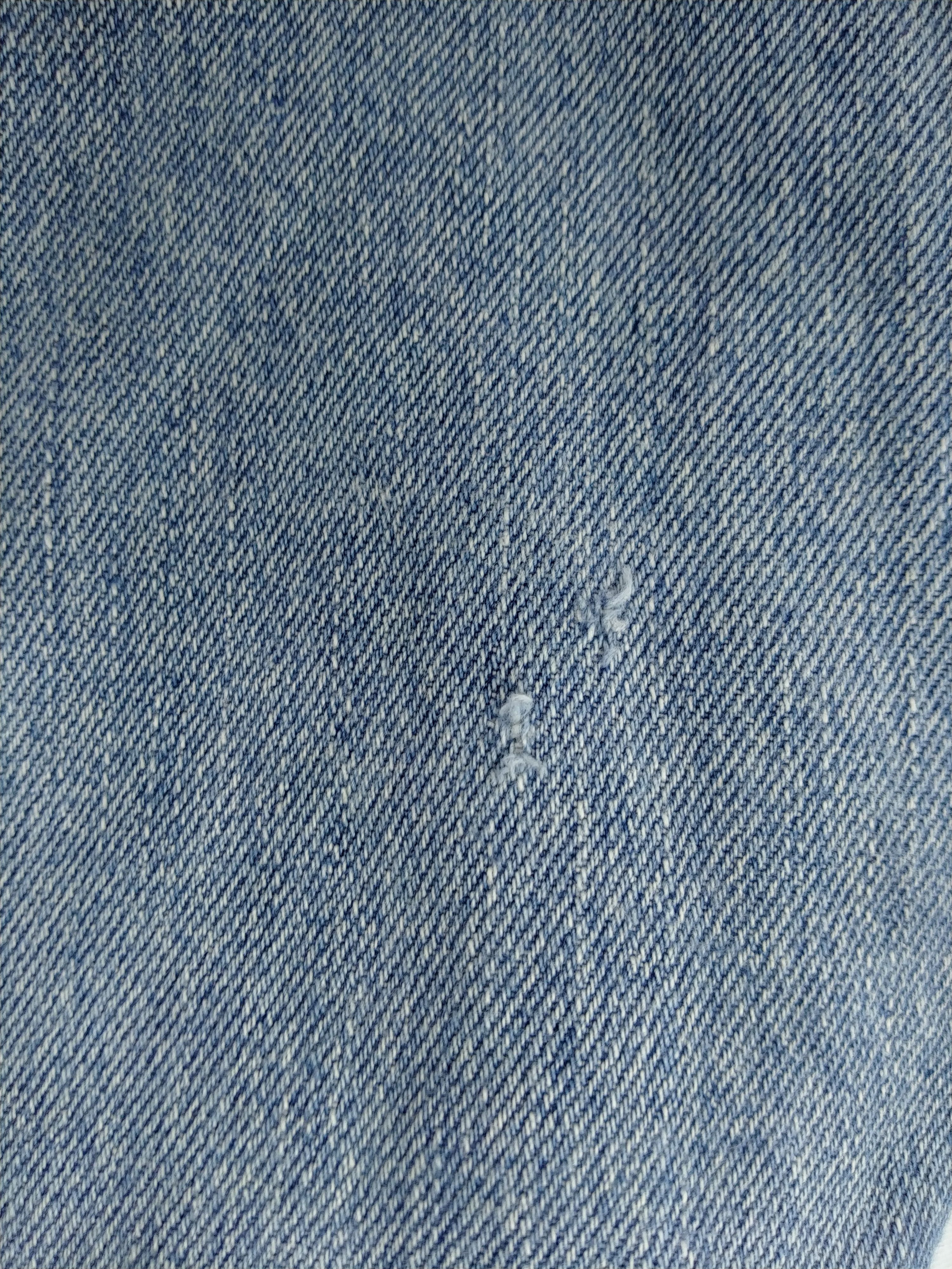 Levi's Vintage Levi's 560 Comfort Fit Faded Blue Denim -JN565 Size US 35 - 10 Thumbnail
