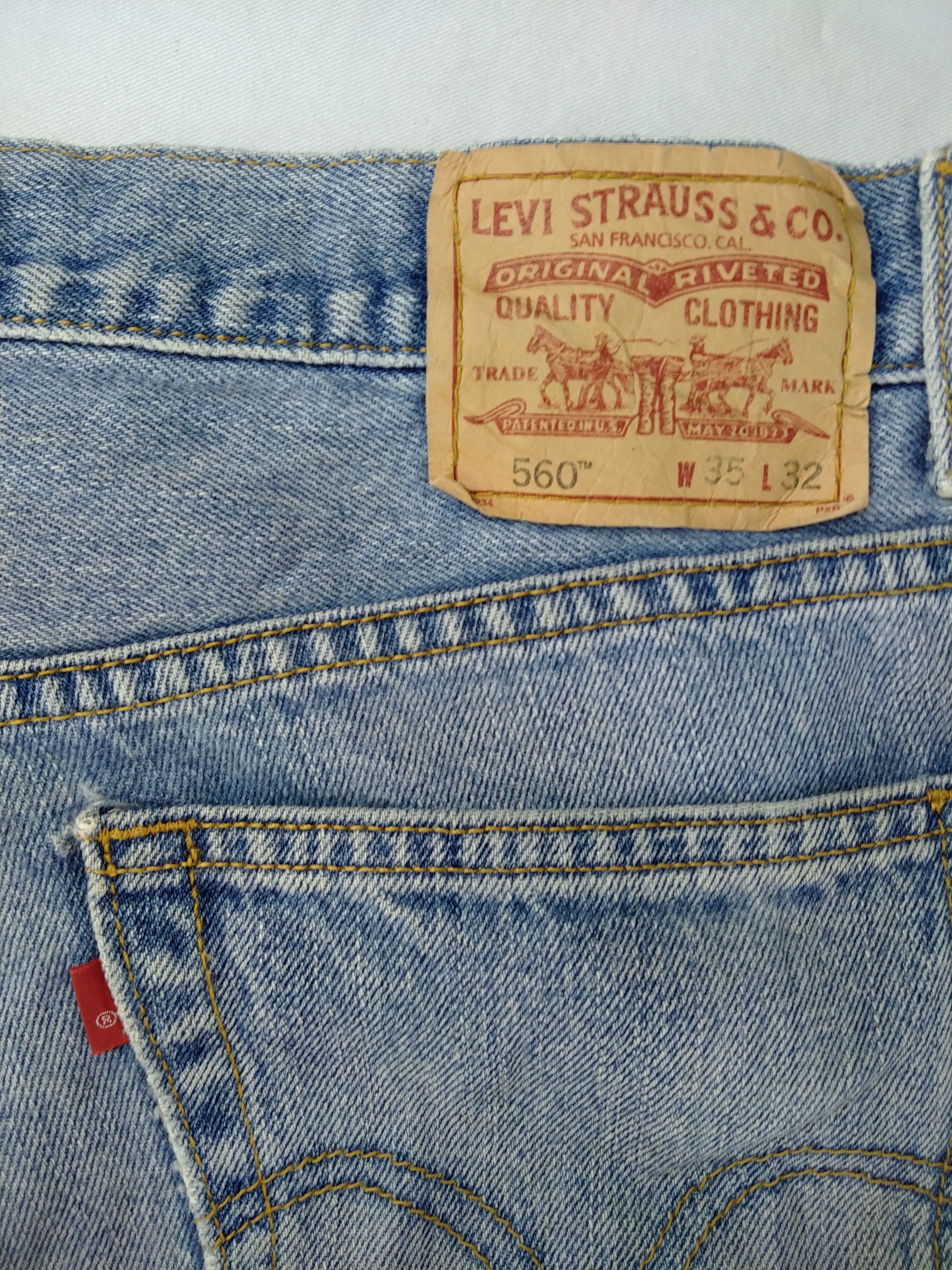 Levi's Vintage Levi's 560 Comfort Fit Faded Blue Denim -JN565 Size US 35 - 8 Thumbnail