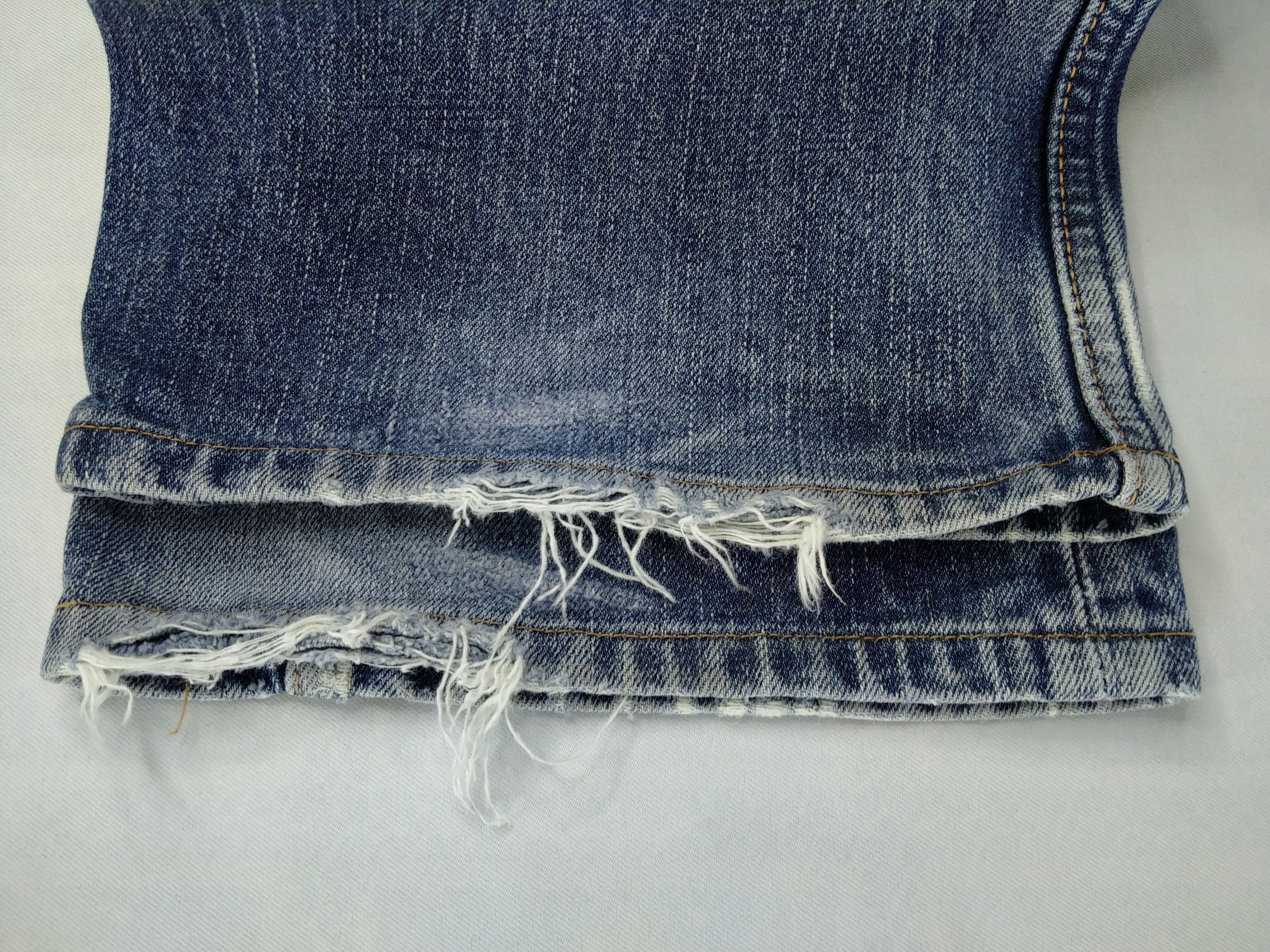 Levi's Faded Blue Vintage Levi's 507 Jeans 31x31.5 Denim -JN1057 Size US 31 - 10 Thumbnail