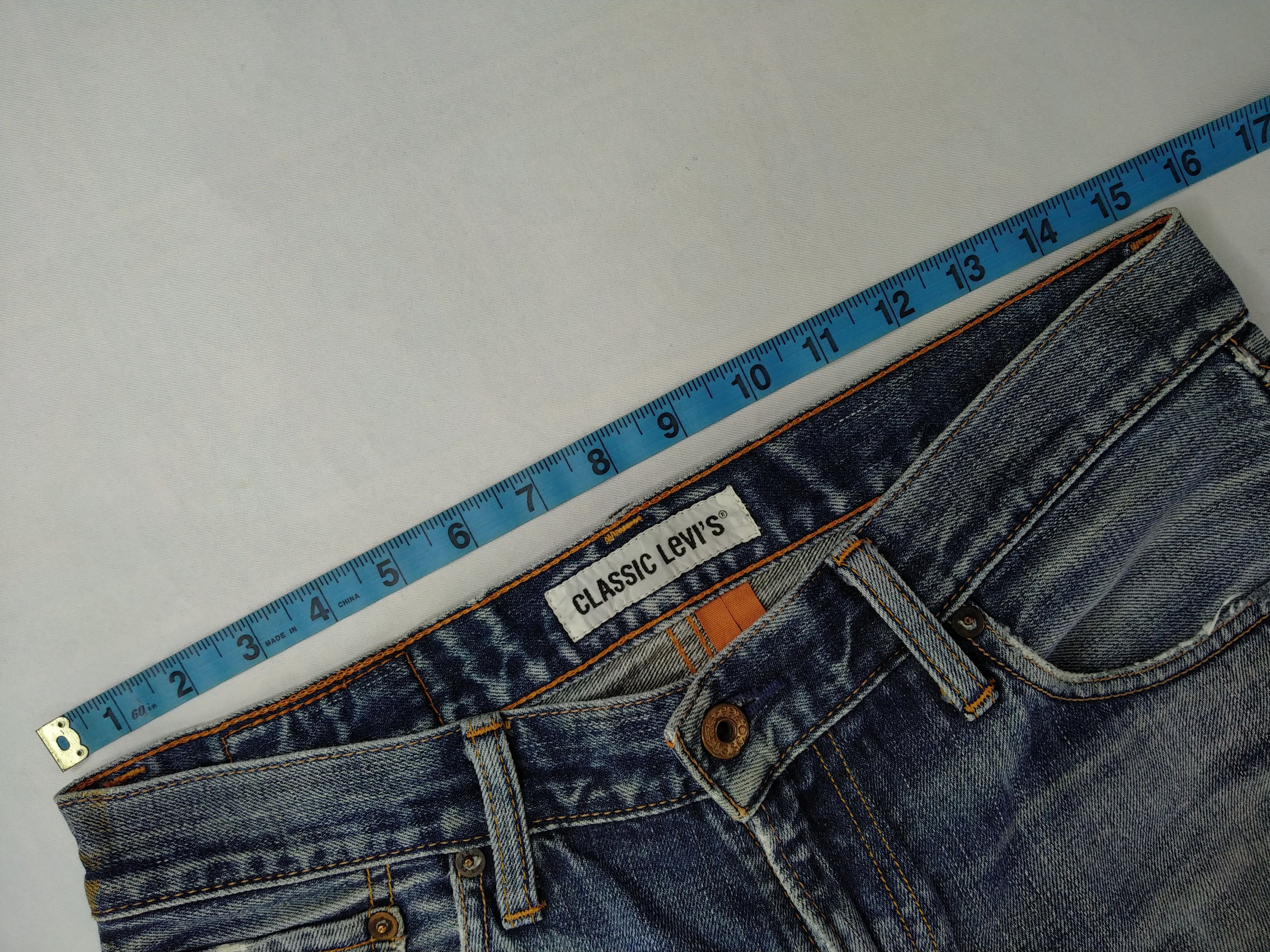 Levi's Faded Blue Vintage Levi's 507 Jeans 31x31.5 Denim -JN1057 Size US 31 - 8 Thumbnail