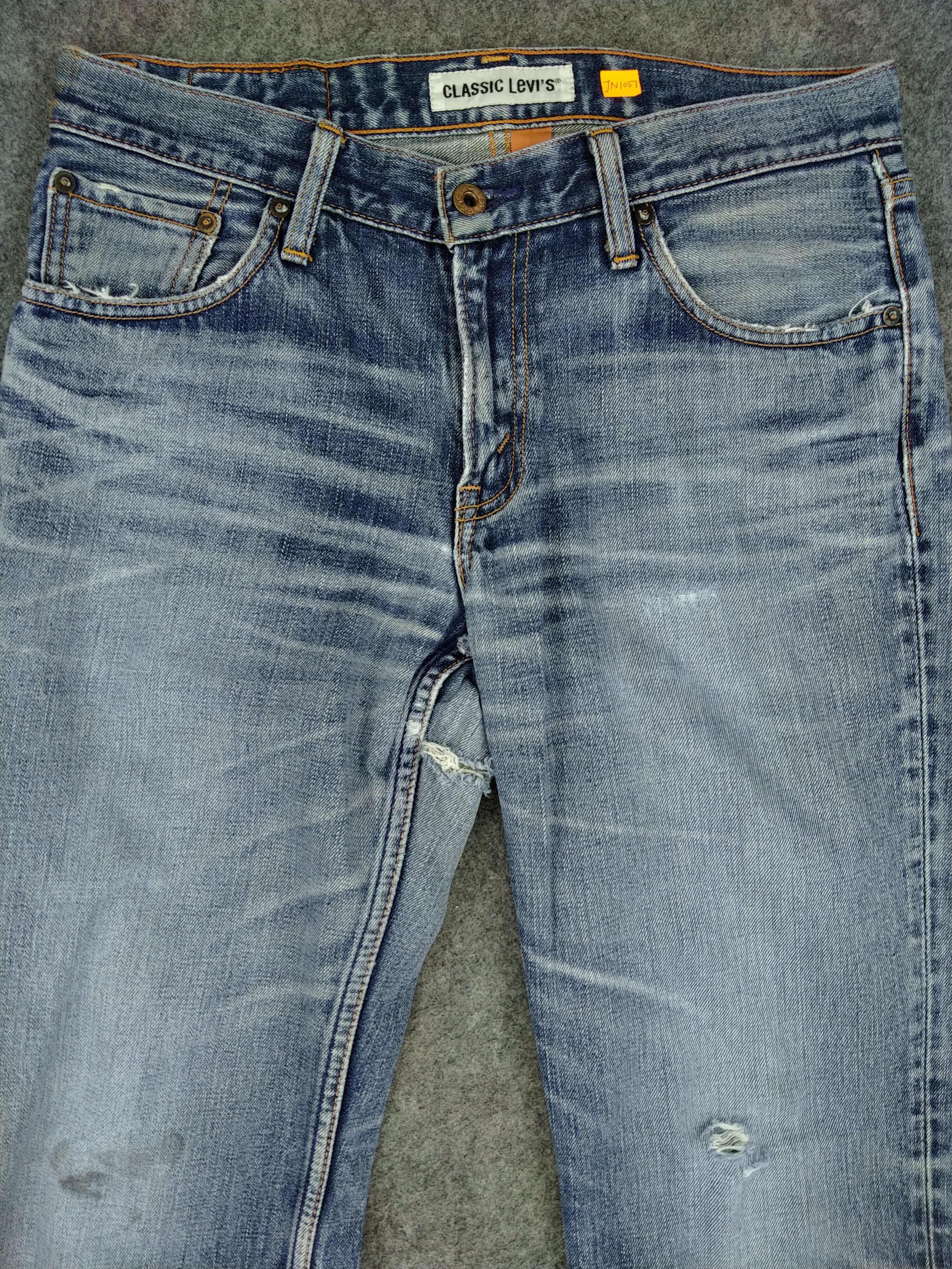 Levi's Faded Blue Vintage Levi's 507 Jeans 31x31.5 Denim -JN1057 Size US 31 - 3 Thumbnail