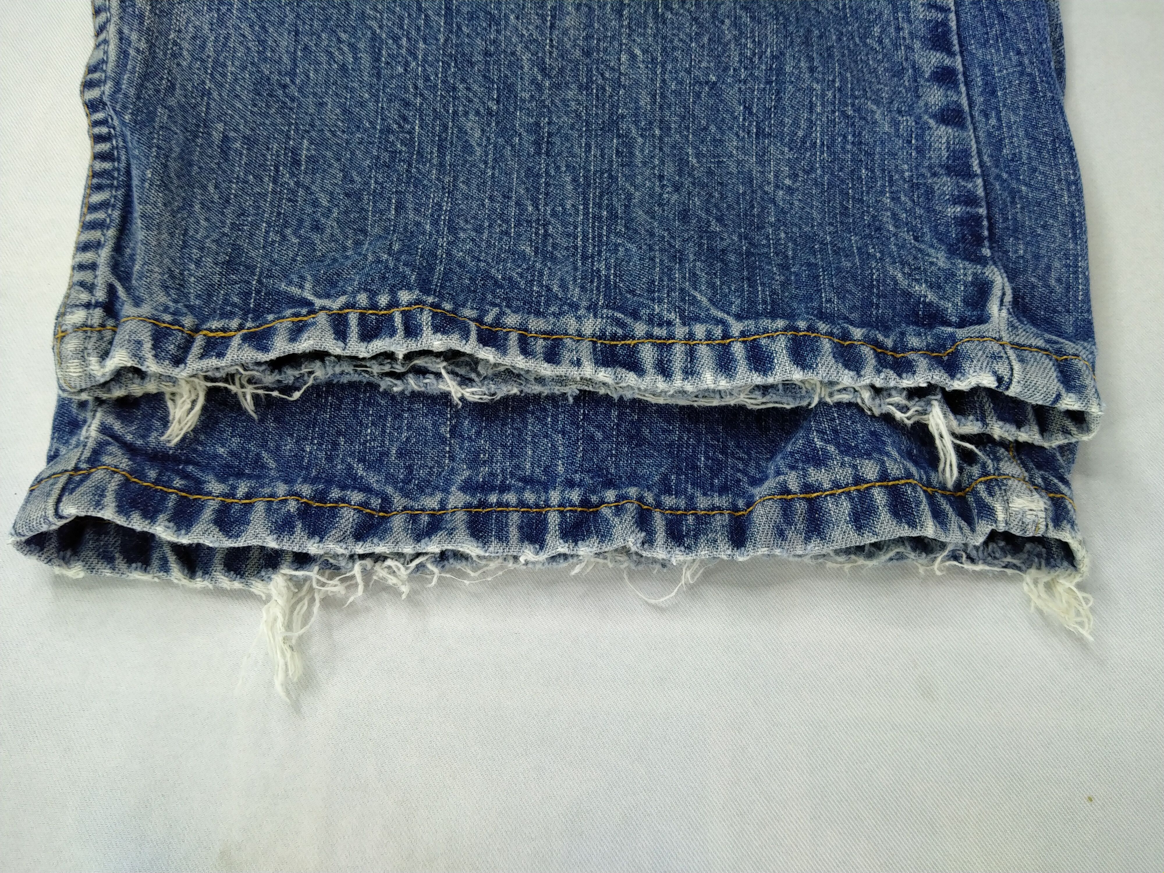 Levi's Vintage Levi's 569 Loose Straight Fit 41 x 28.5 Denim -JN303 Size US 41 - 15 Thumbnail