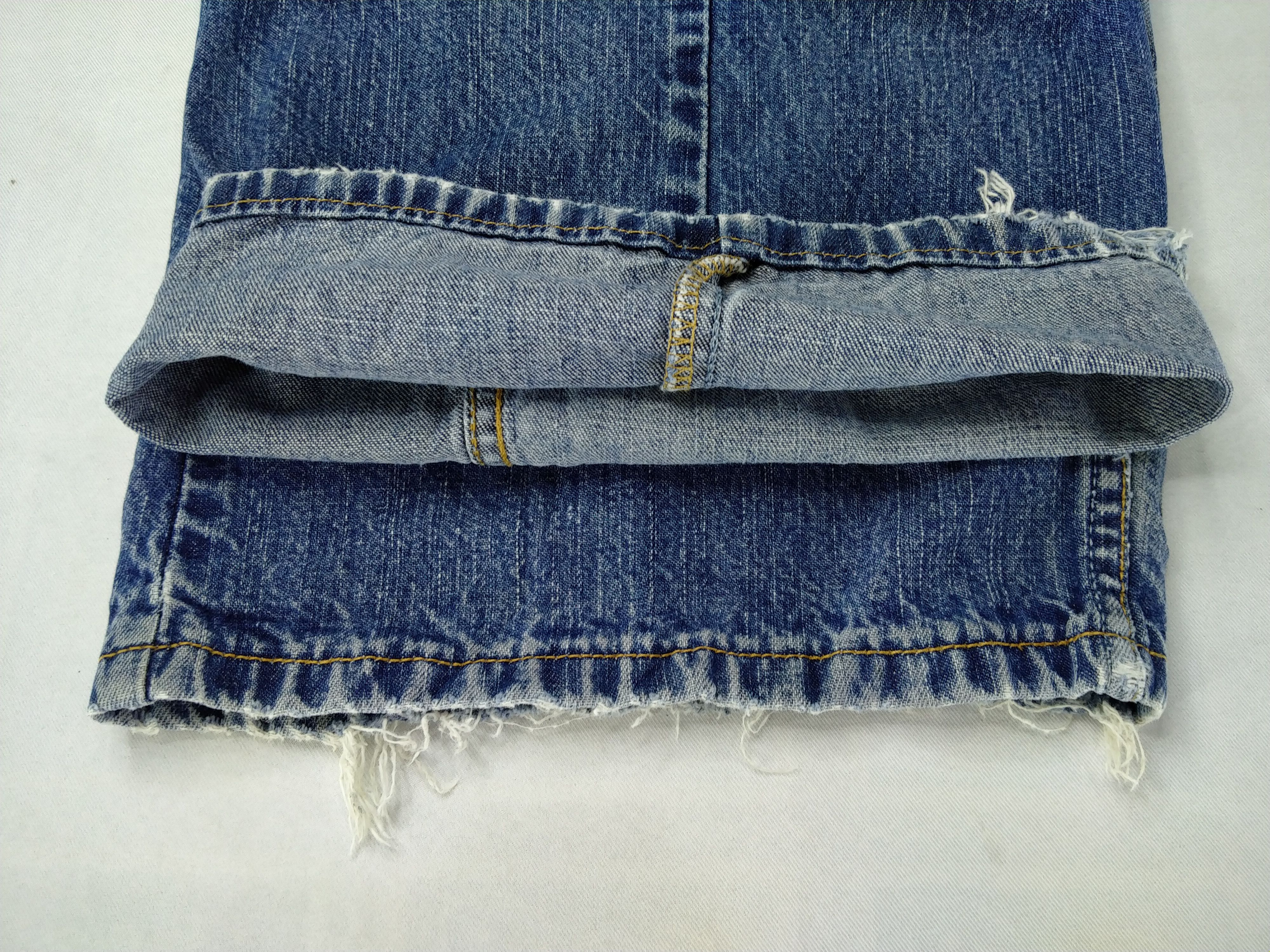 Levi's Vintage Levi's 569 Loose Straight Fit 41 x 28.5 Denim -JN303 Size US 41 - 17 Thumbnail