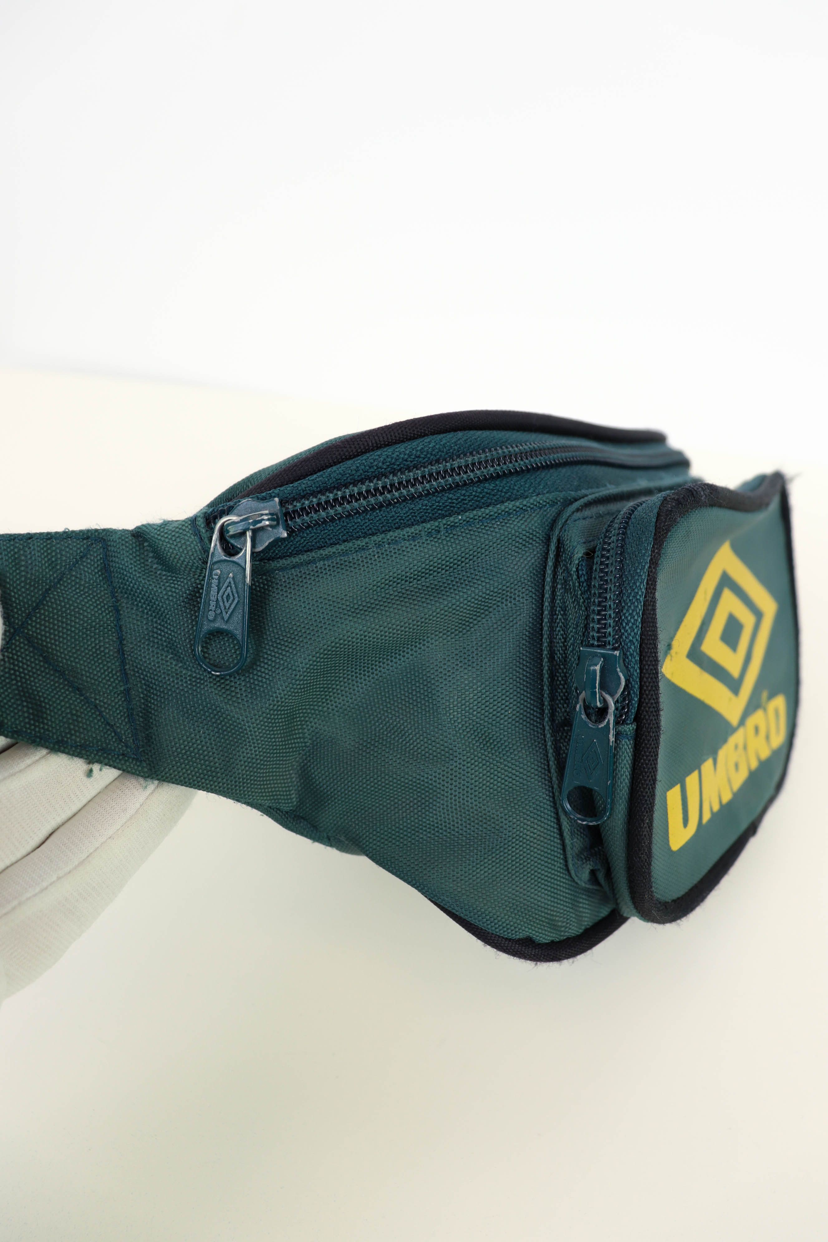Umbro Umbro Vintage 90s Big Logo Green Nylon Waist Bag Size ONE SIZE - 10 Thumbnail