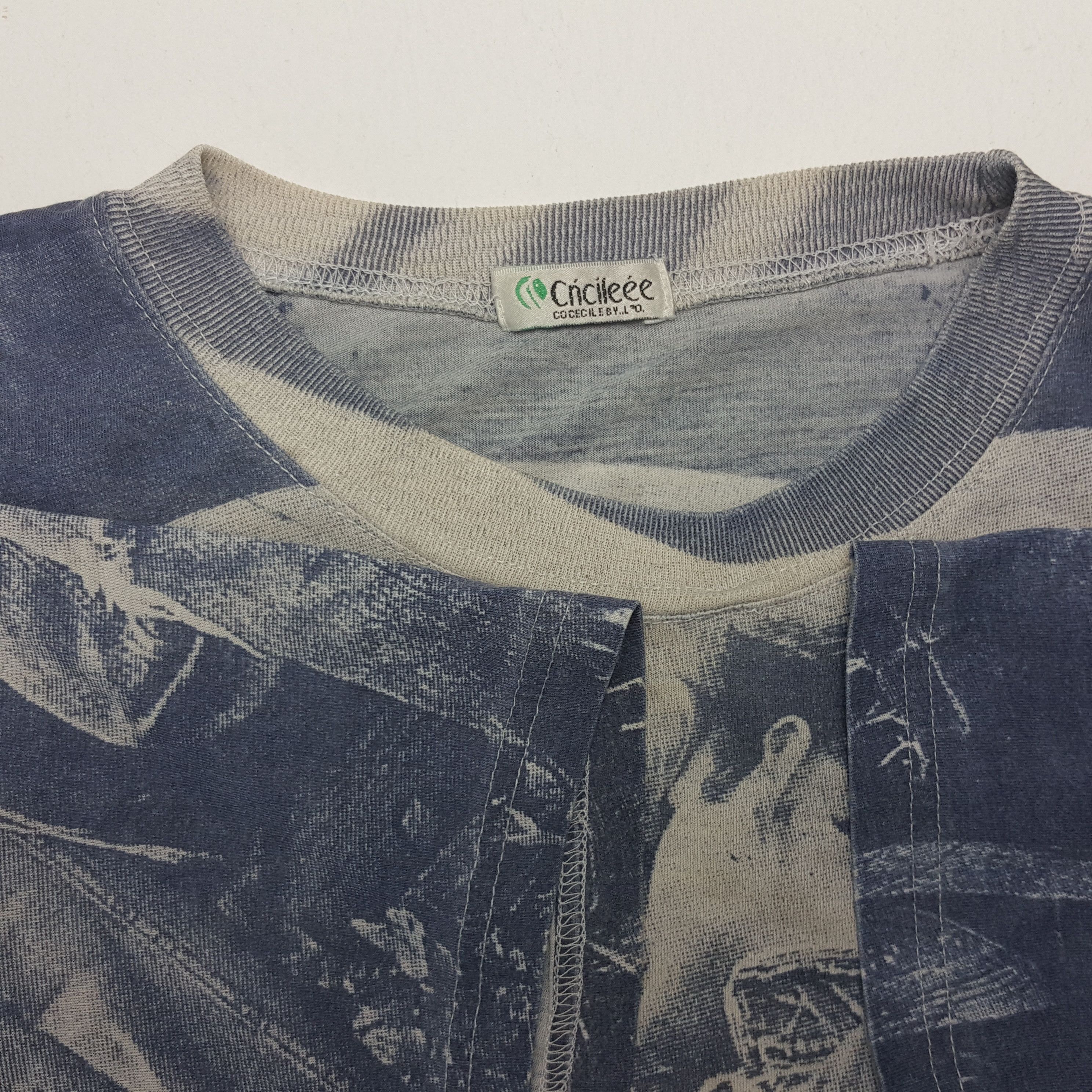 Levi's × Vintage Levi's Streetwear Style Photo Print Design Vintage Tshirt Size US L / EU 52-54 / 3 - 5 Thumbnail