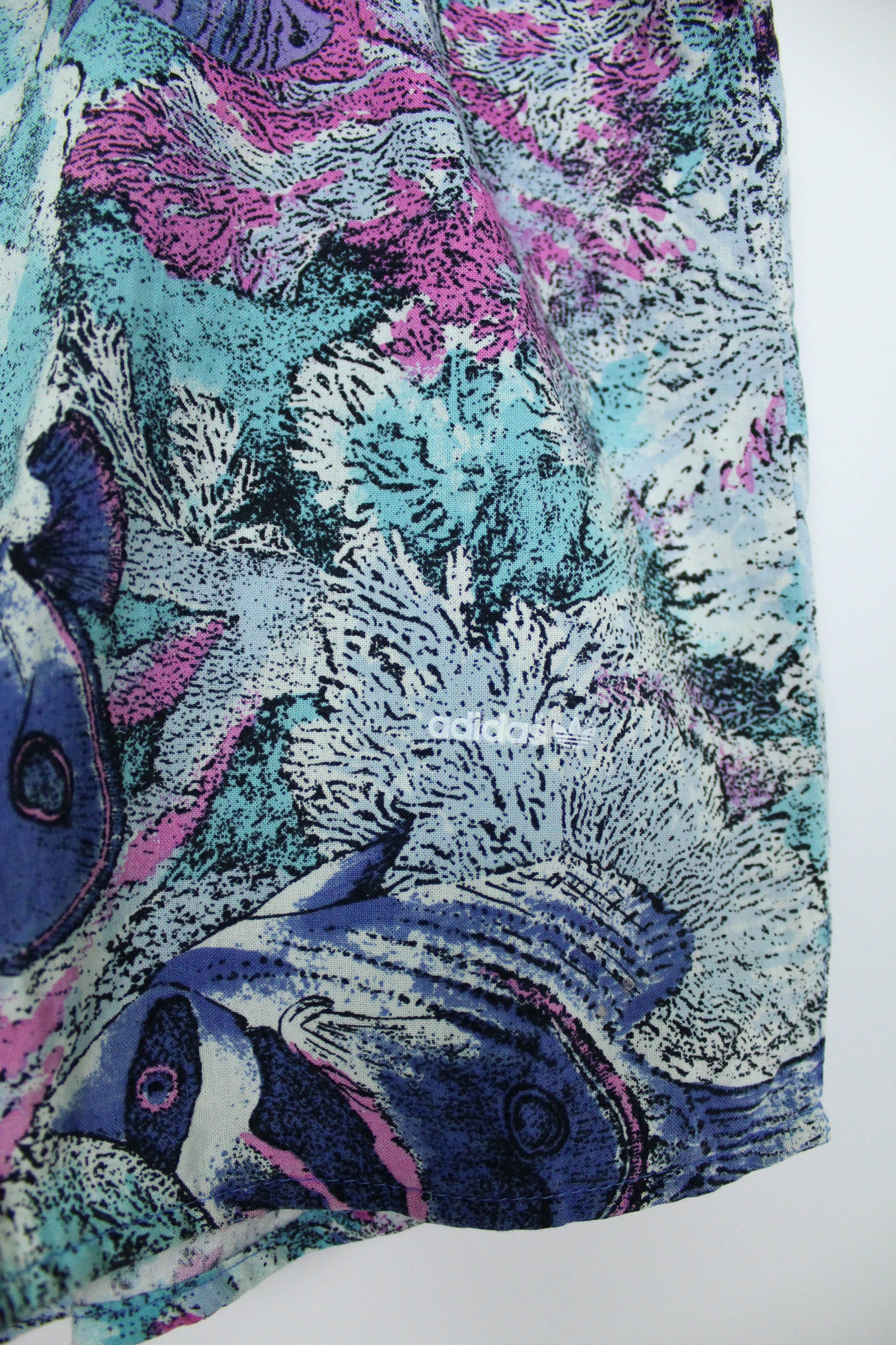 Adidas × Vintage Adidas Vintage 70s 80s Ocean Fish Graphics Swim Shorts Size US 36 / EU 52 - 5 Thumbnail