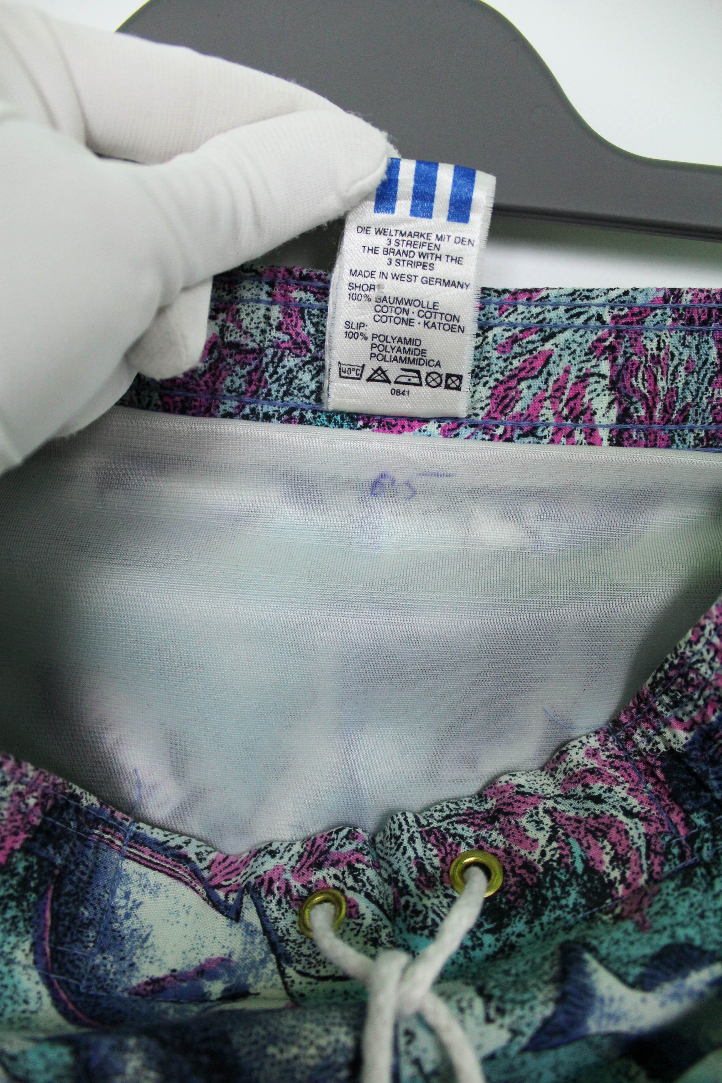 Adidas × Vintage Adidas Vintage 70s 80s Ocean Fish Graphics Swim Shorts Size US 36 / EU 52 - 10 Thumbnail
