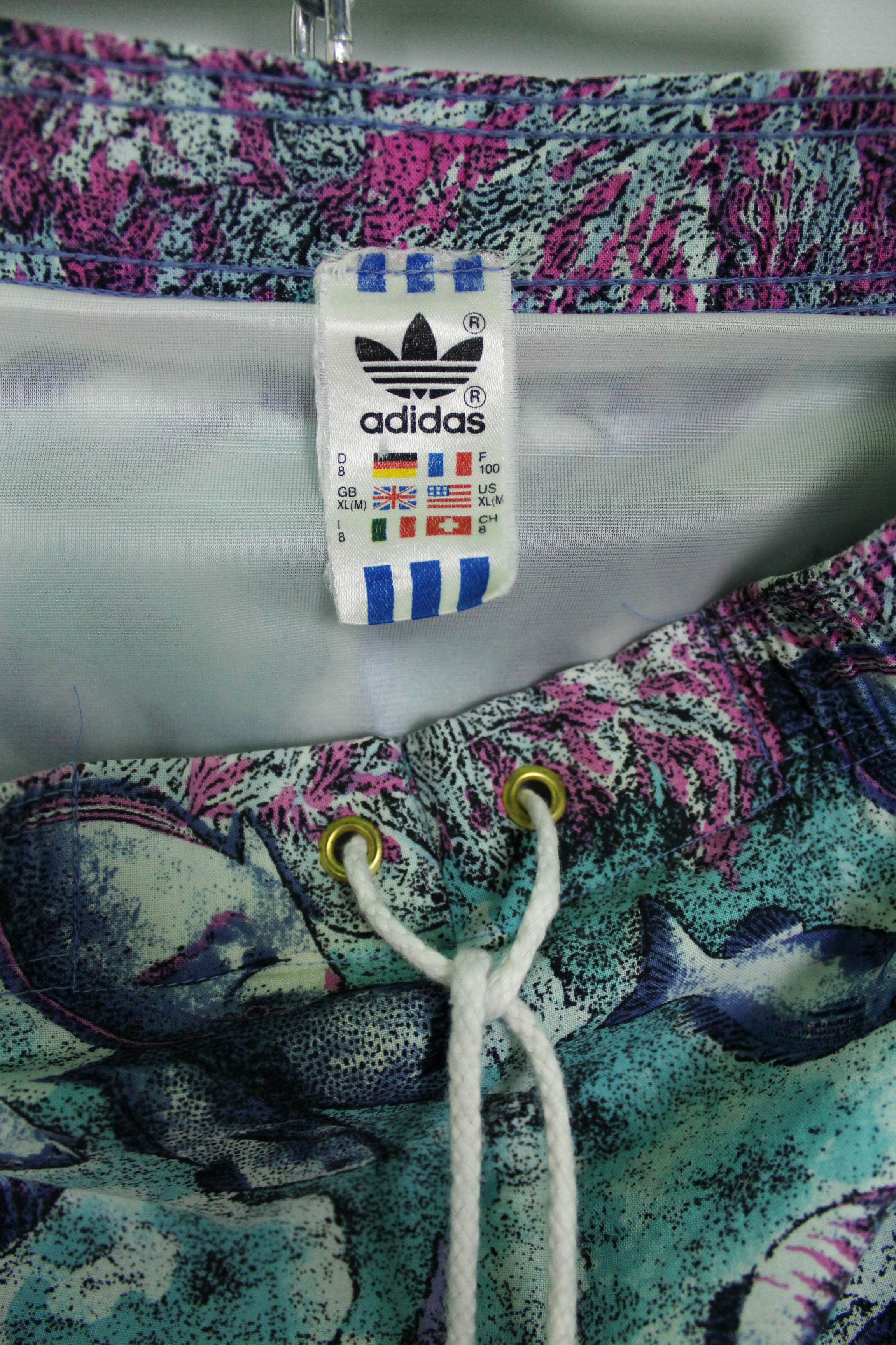 Adidas × Vintage Adidas Vintage 70s 80s Ocean Fish Graphics Swim Shorts Size US 36 / EU 52 - 9 Thumbnail