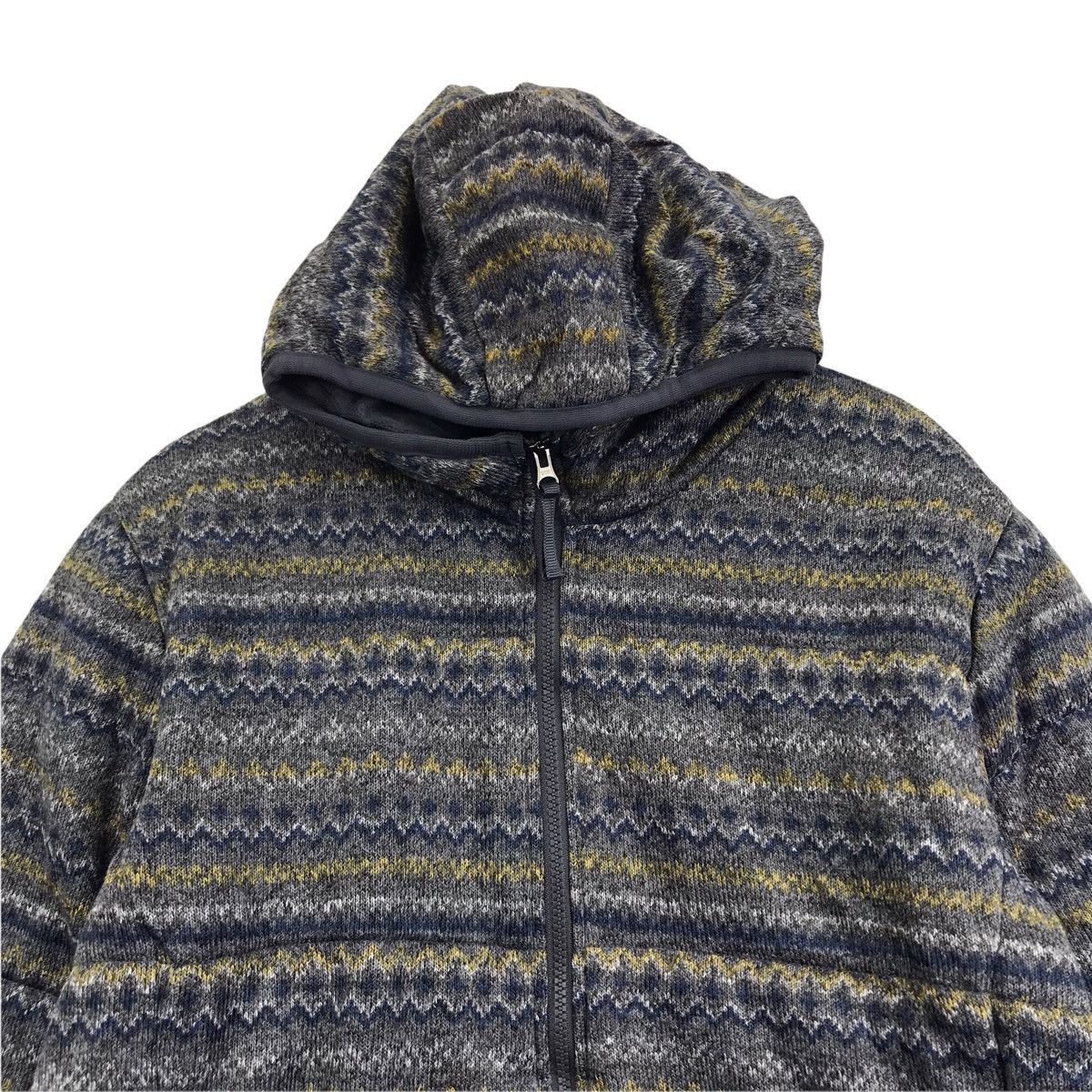 Uniqlo UNIQLO Japan Brand Native Navajo Aztec Puffer Hoodie Jacket Size US XL / EU 56 / 4 - 2 Thumbnail